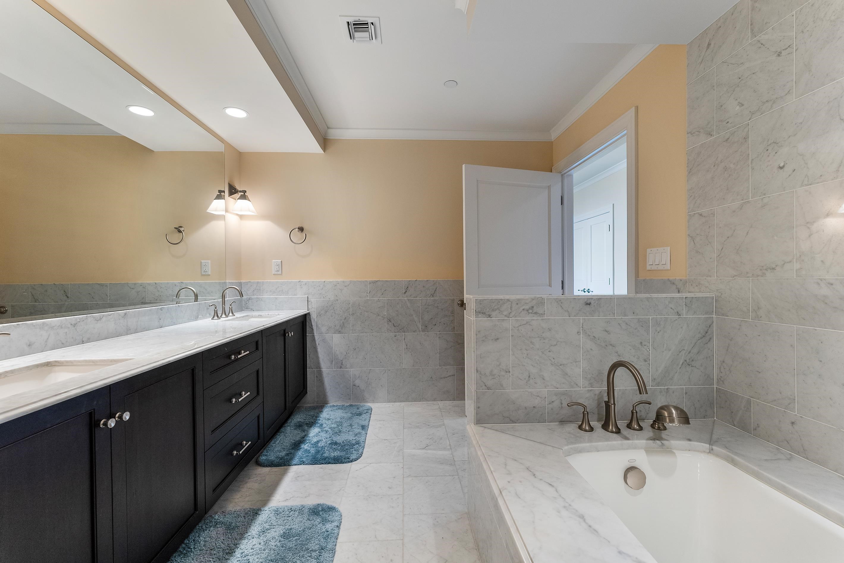 9601 Atlantic Avenue Unit: 203