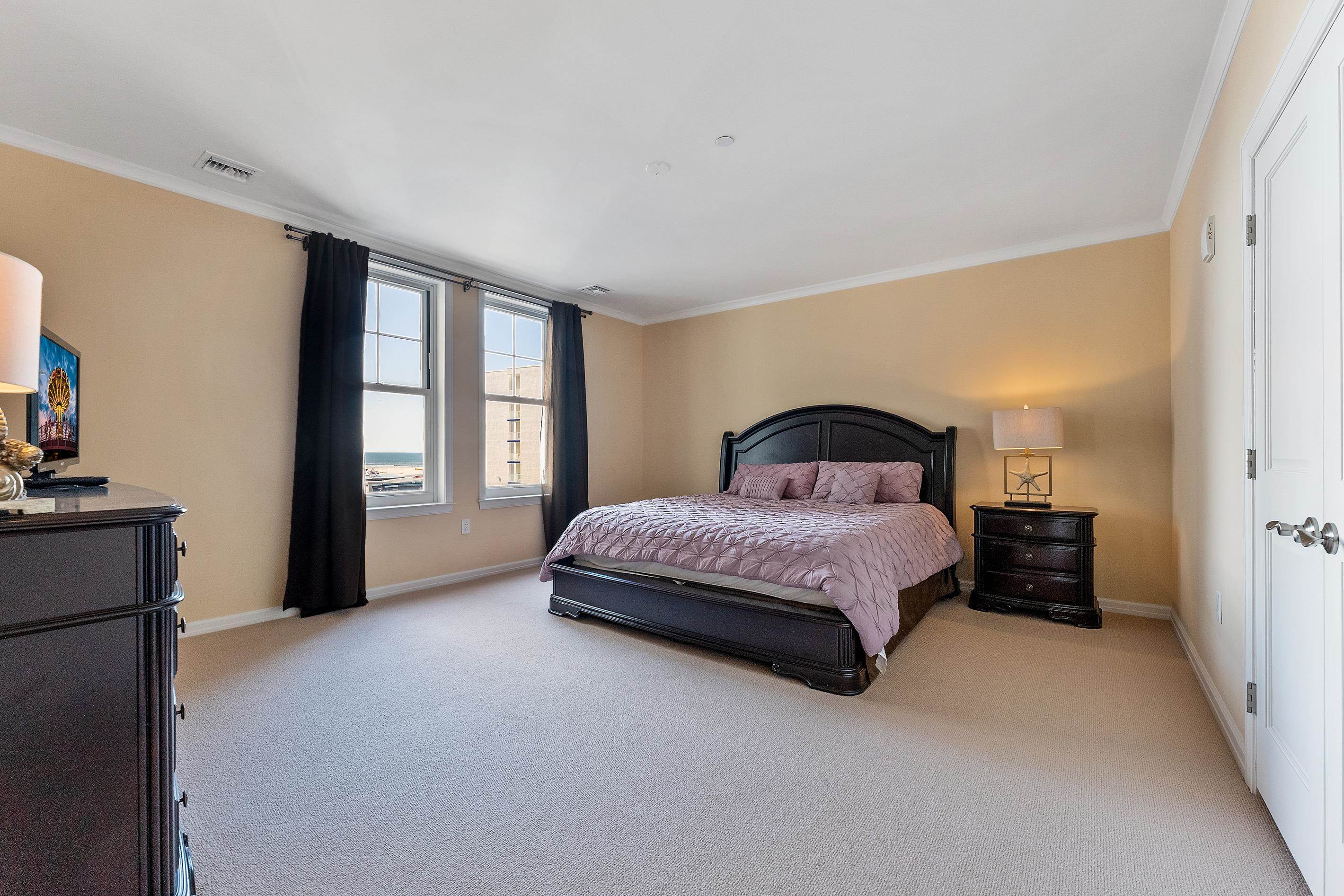 9601 Atlantic Avenue Unit: 203