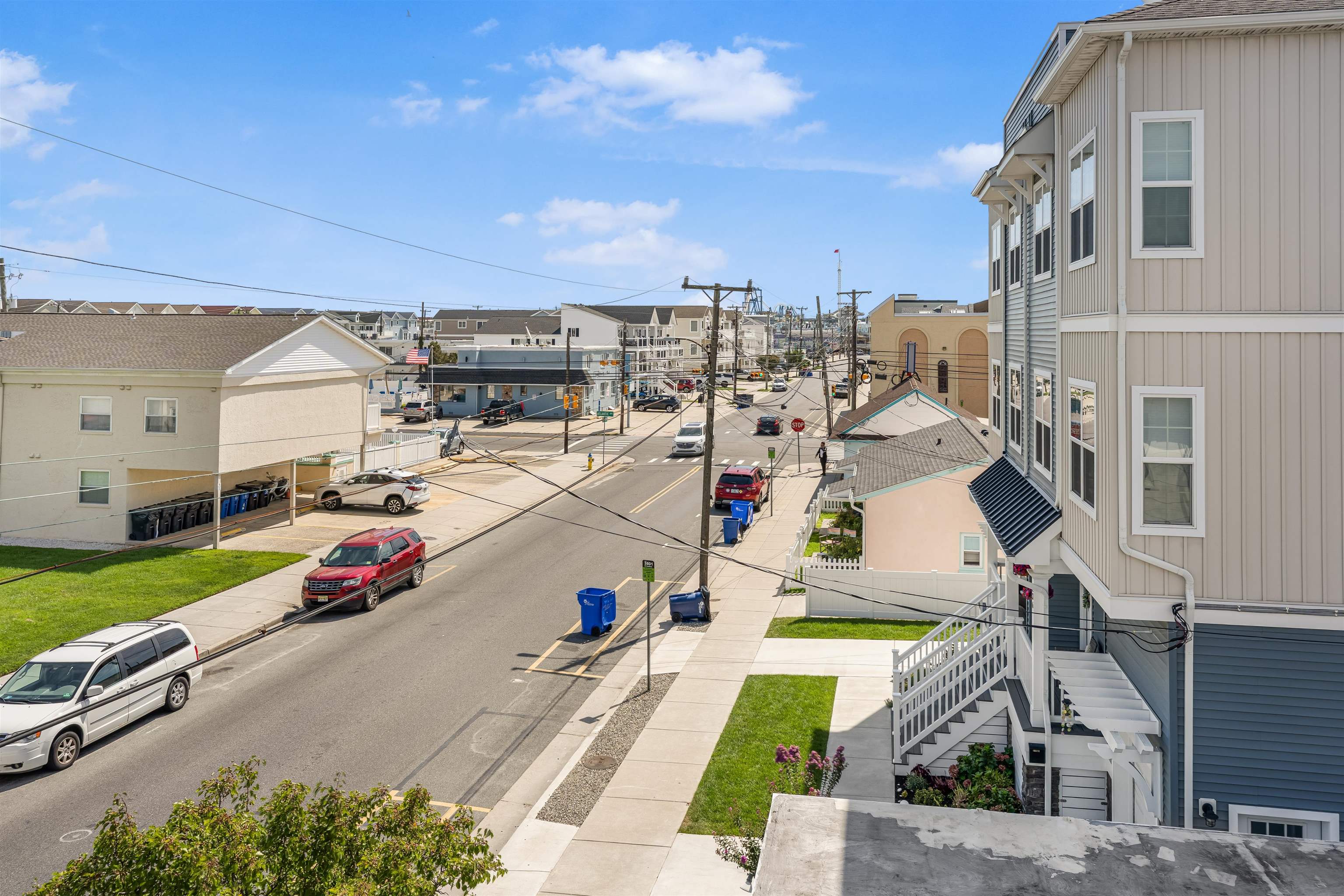 233 E Juniper Avenue Unit: 6