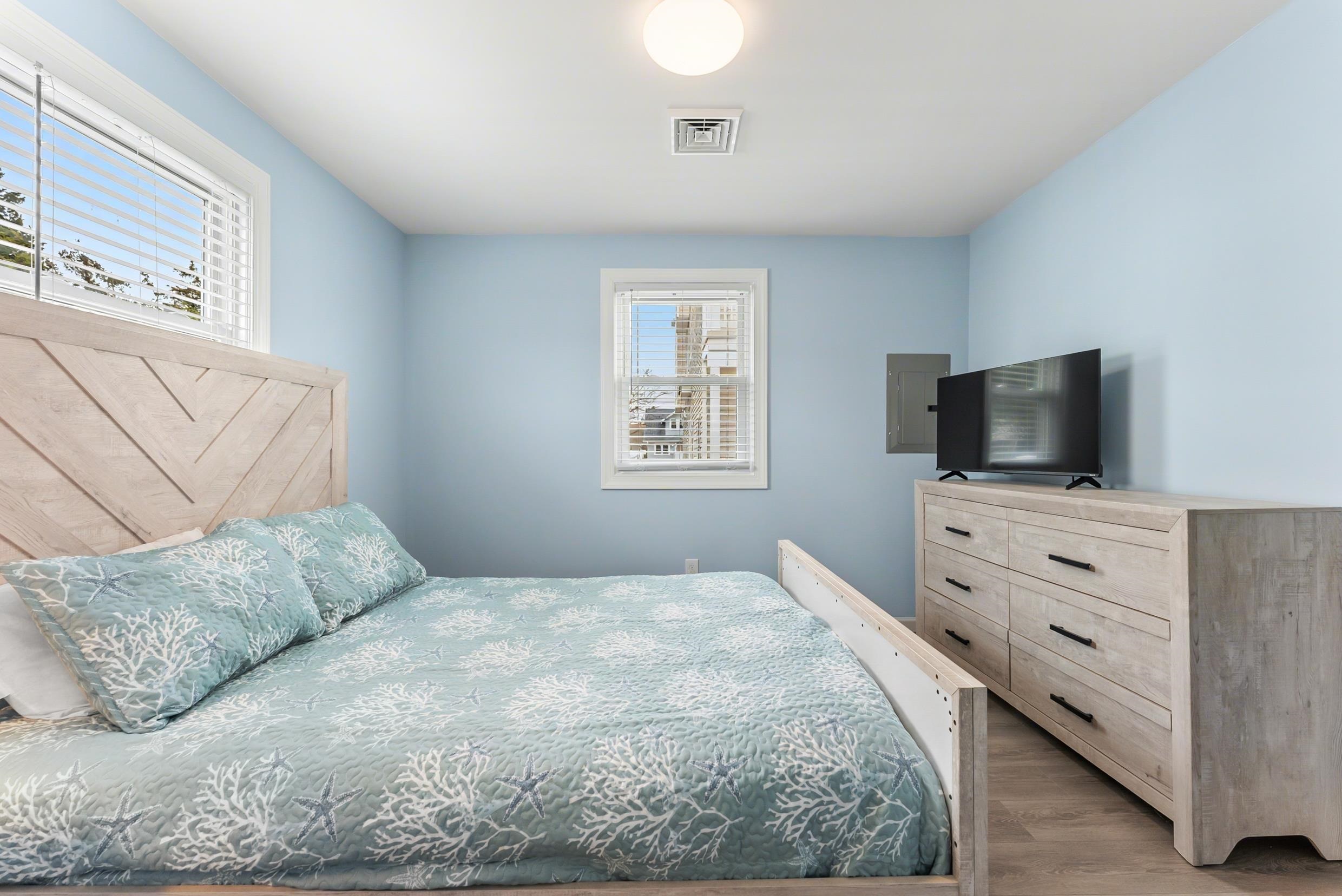 110 E 24th Avenue Unit: C