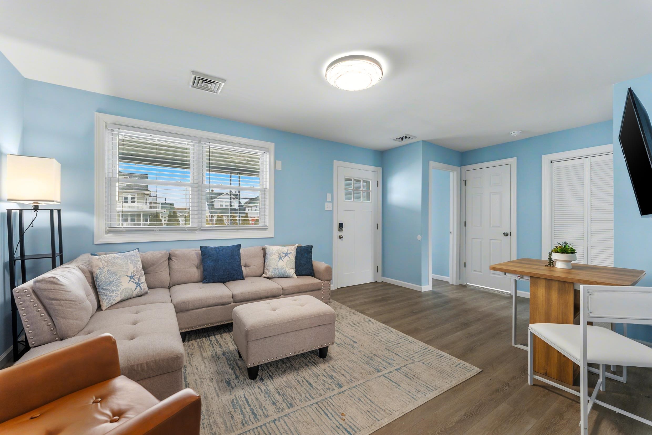 110 E 24th Avenue Unit: C