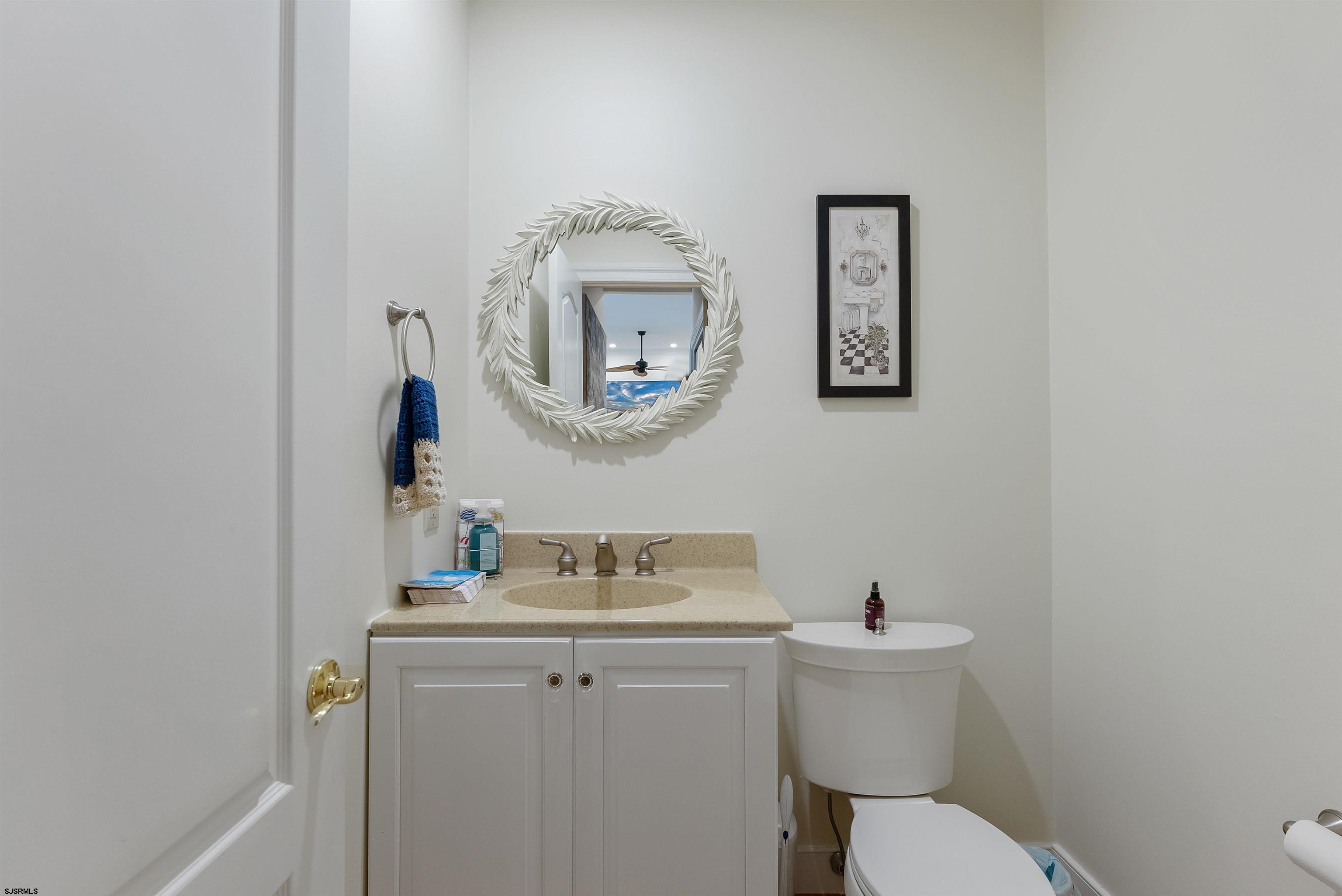 905 Saint Charles Pl Unit: 2