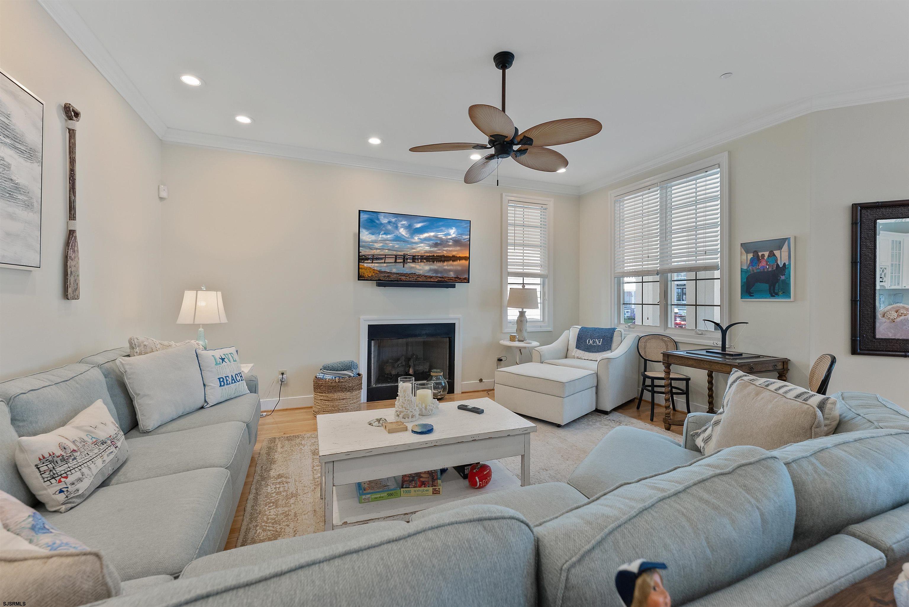 905 Saint Charles Pl Unit: 2