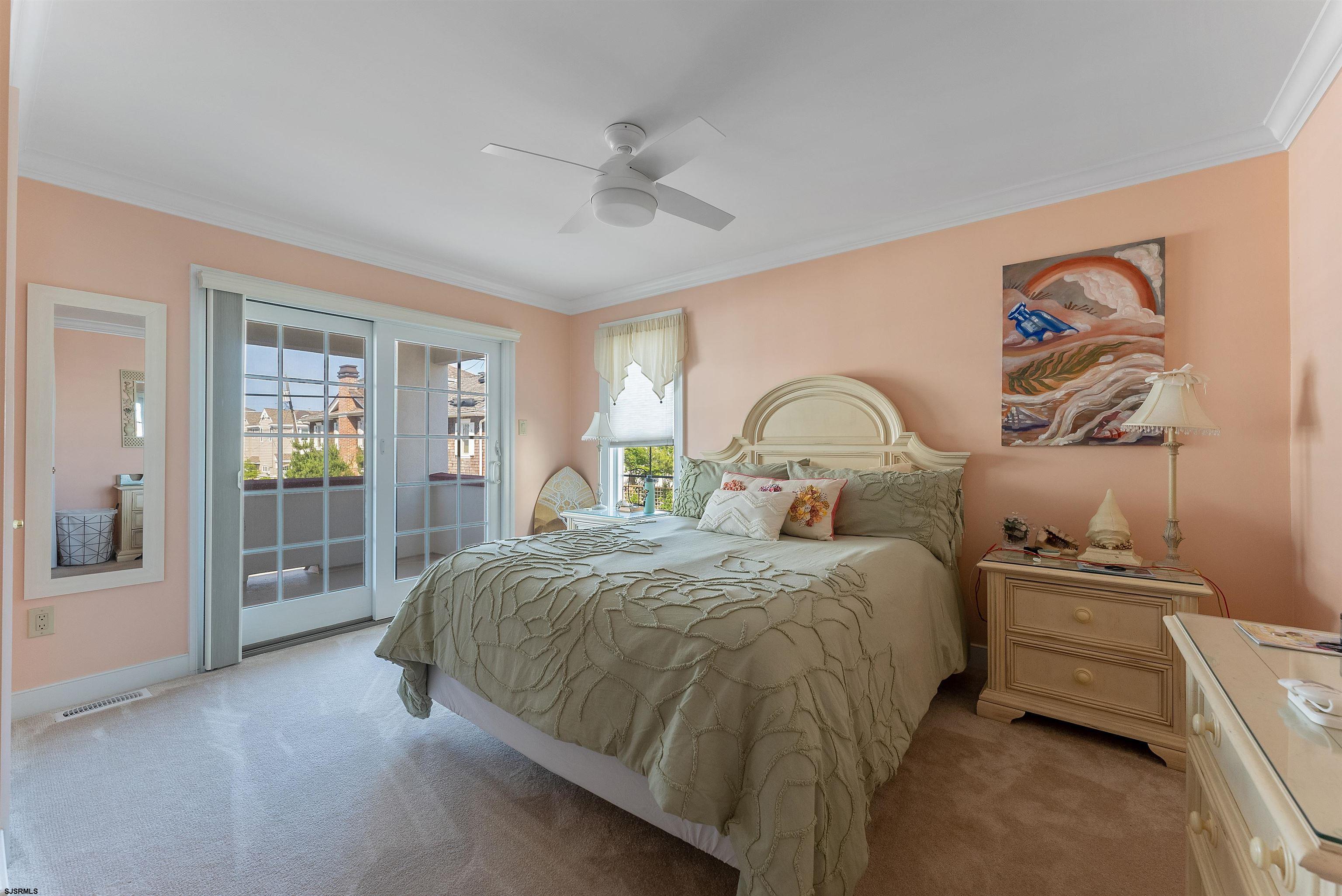 905 Saint Charles Pl Unit: 2