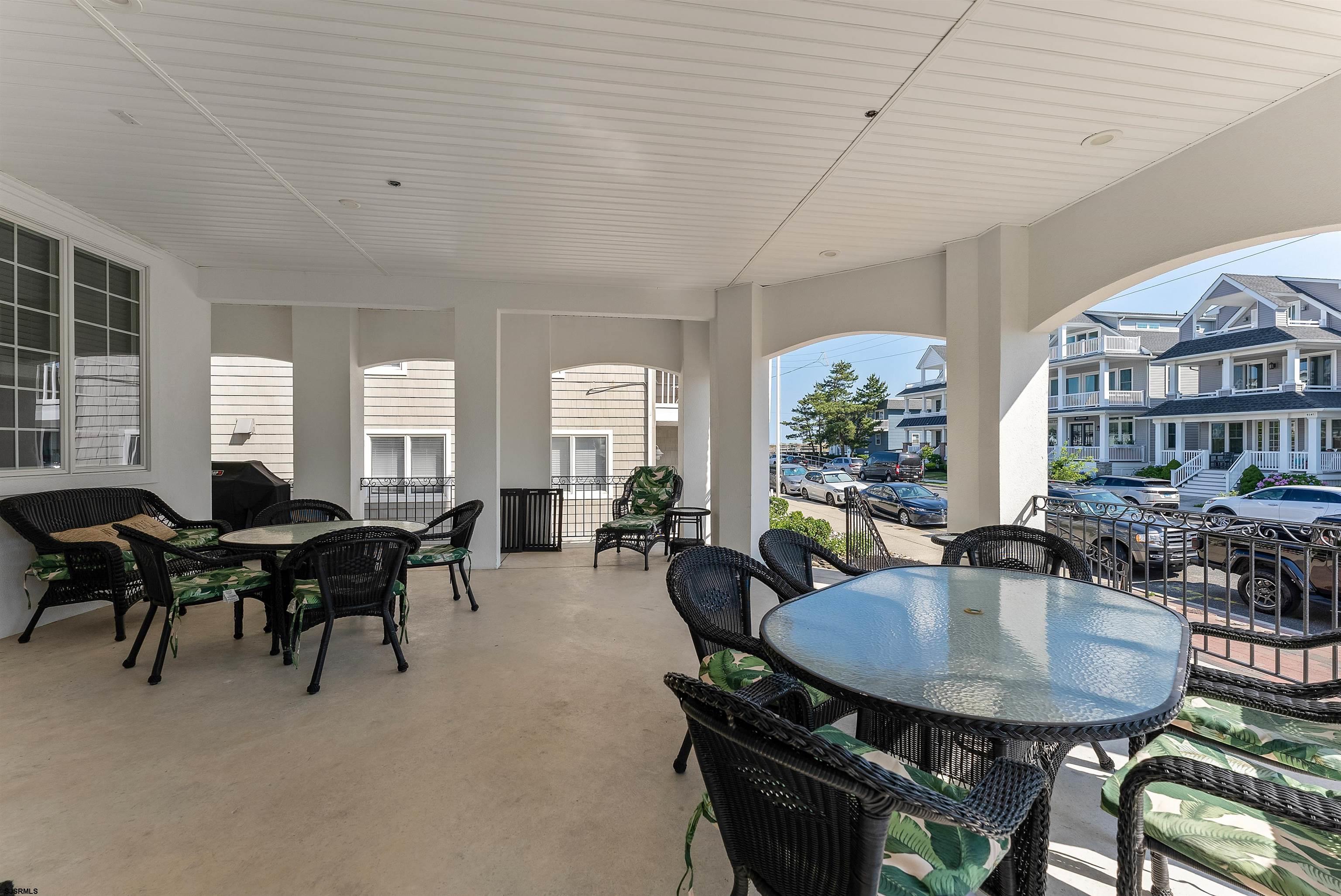 905 Saint Charles Pl Unit: 2