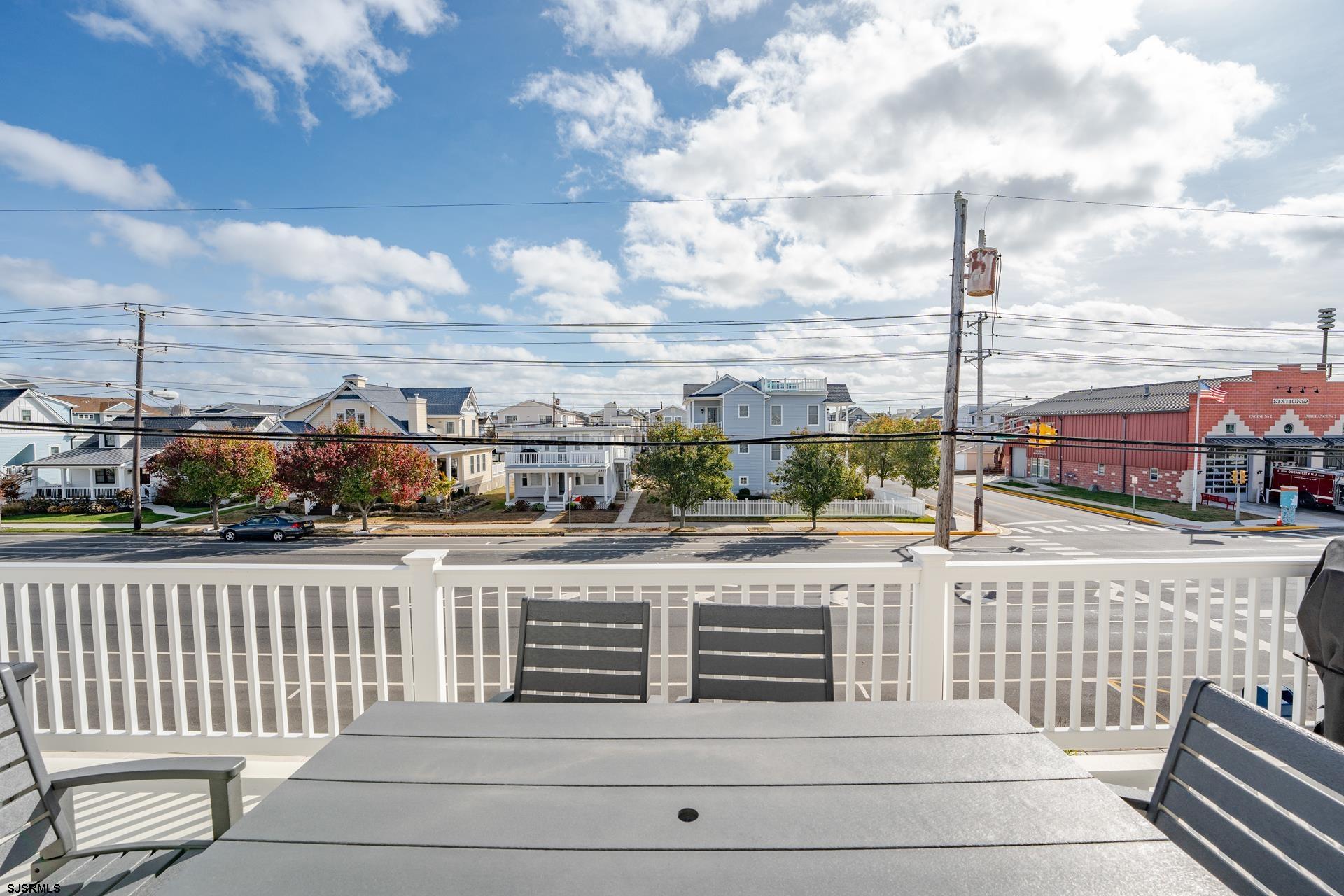 2858 West Ave Unit: 2