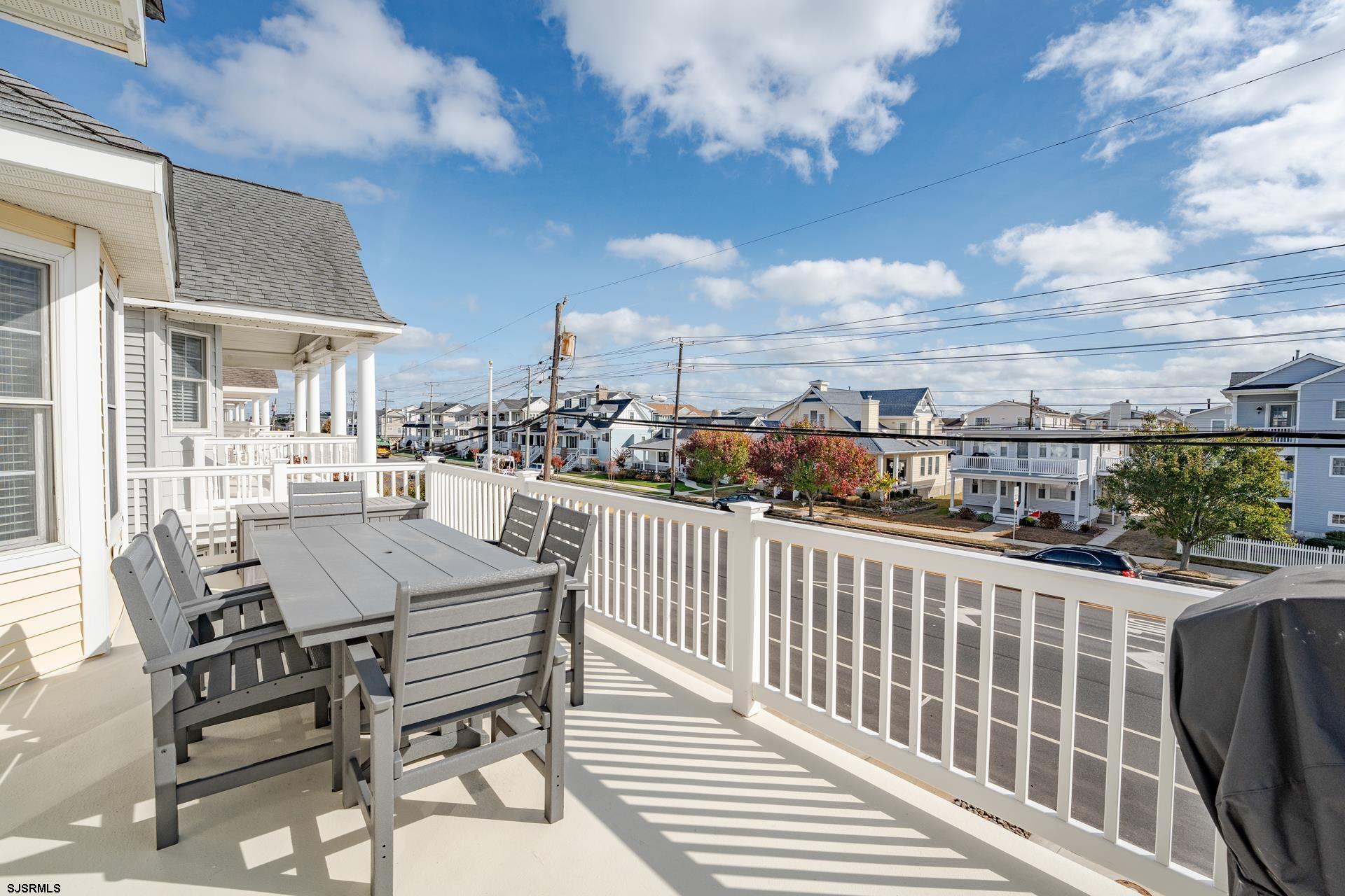 2858 West Ave Unit: 2