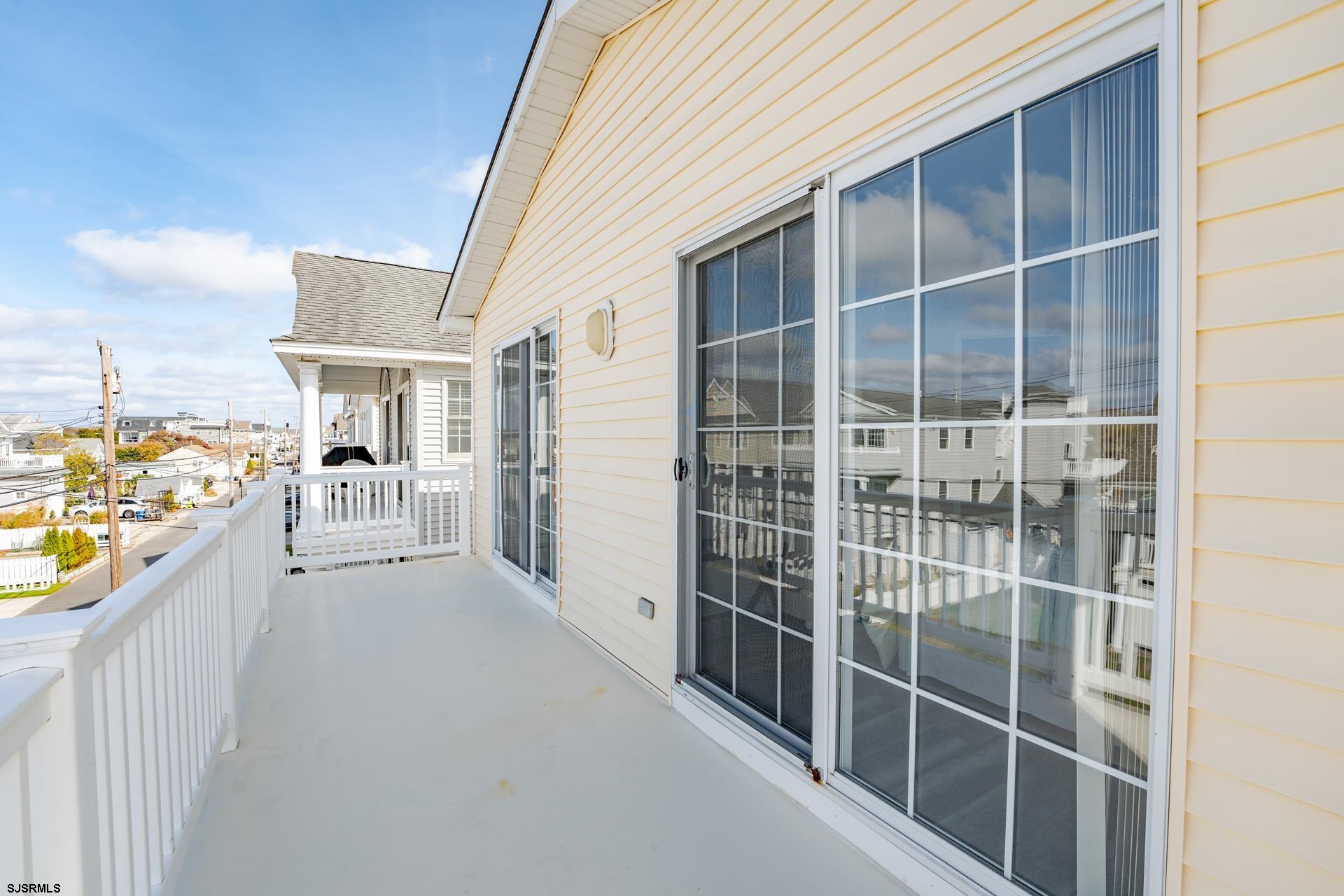 2858 West Ave Unit: 2