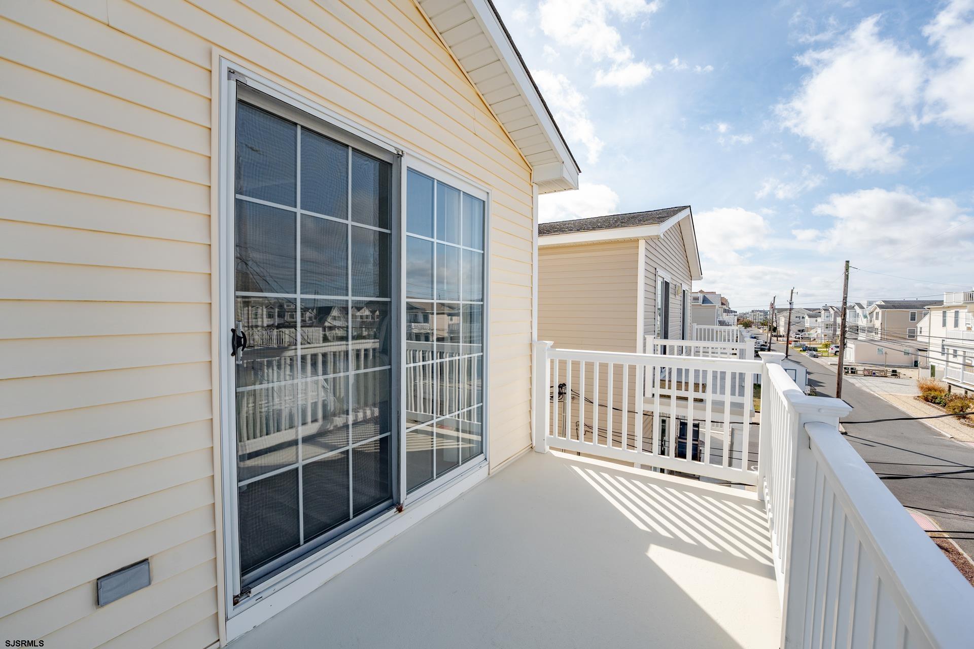 2858 West Ave Unit: 2