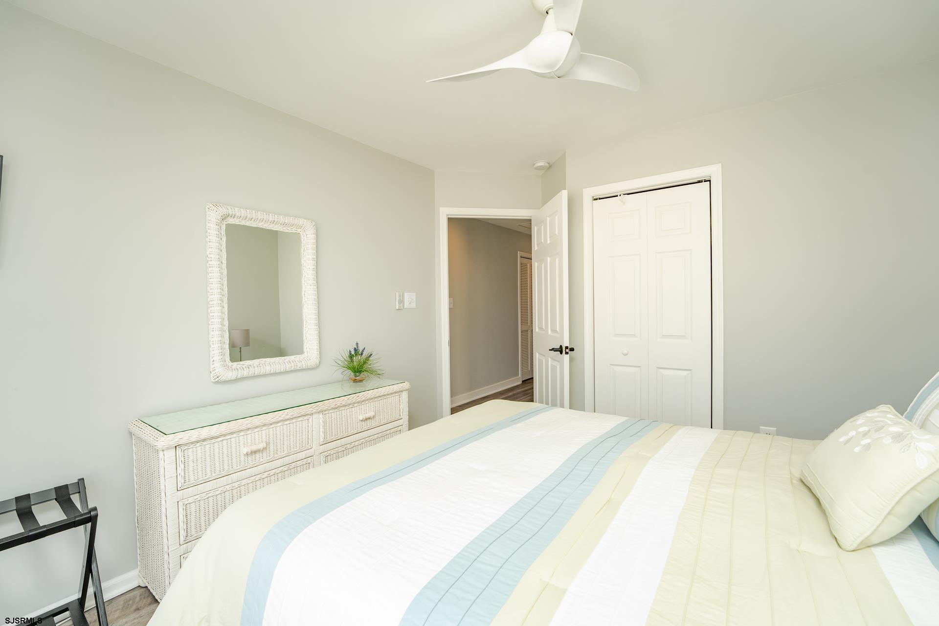 2858 West Ave Unit: 2