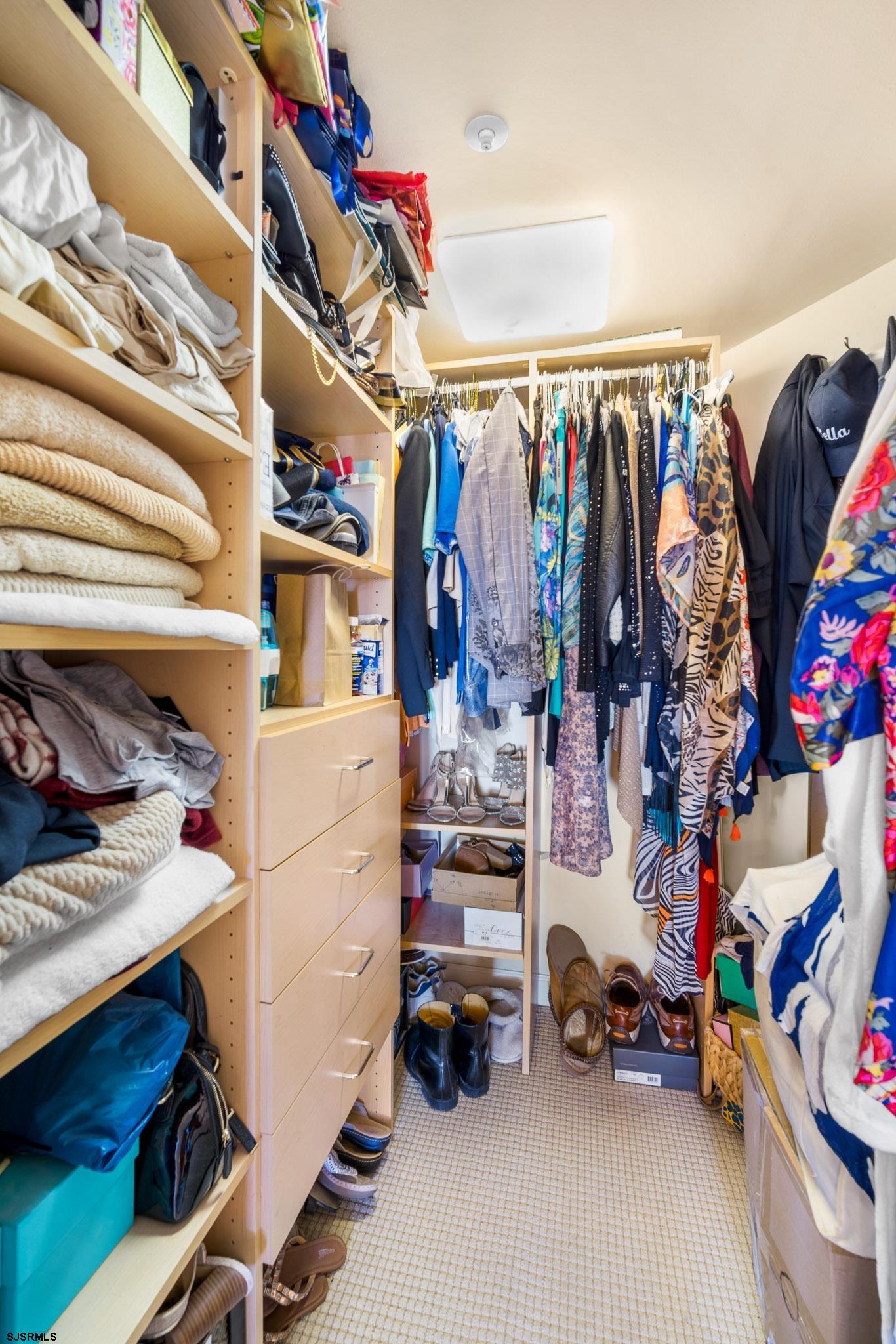 526 Pacific Ave Unit: 1606