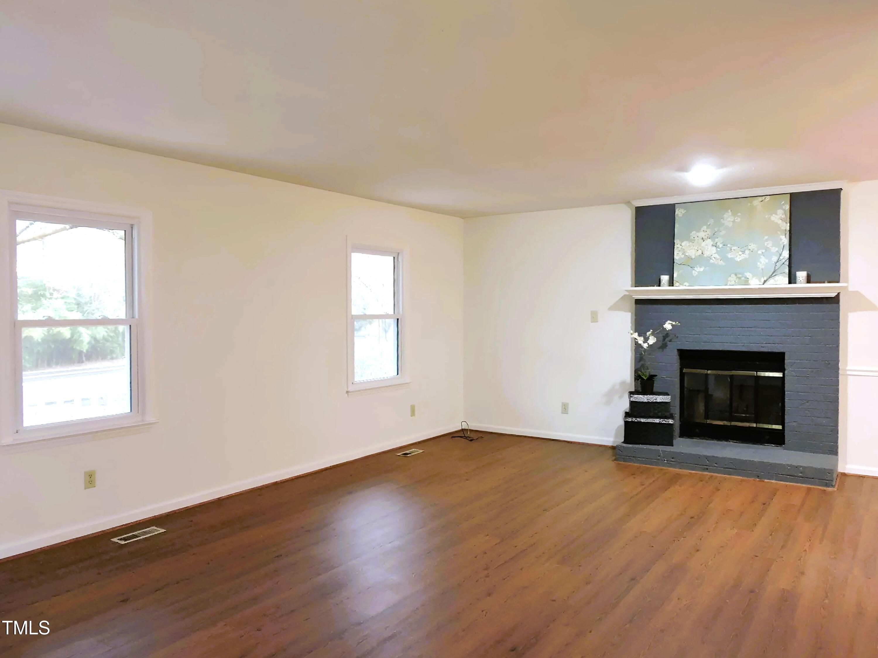 1116 Bahama Road
