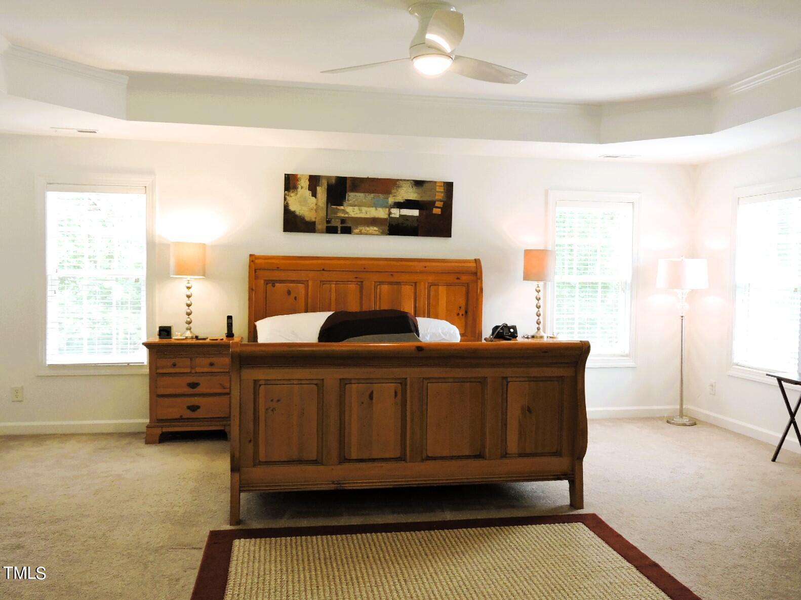 1008 Goldenview Court