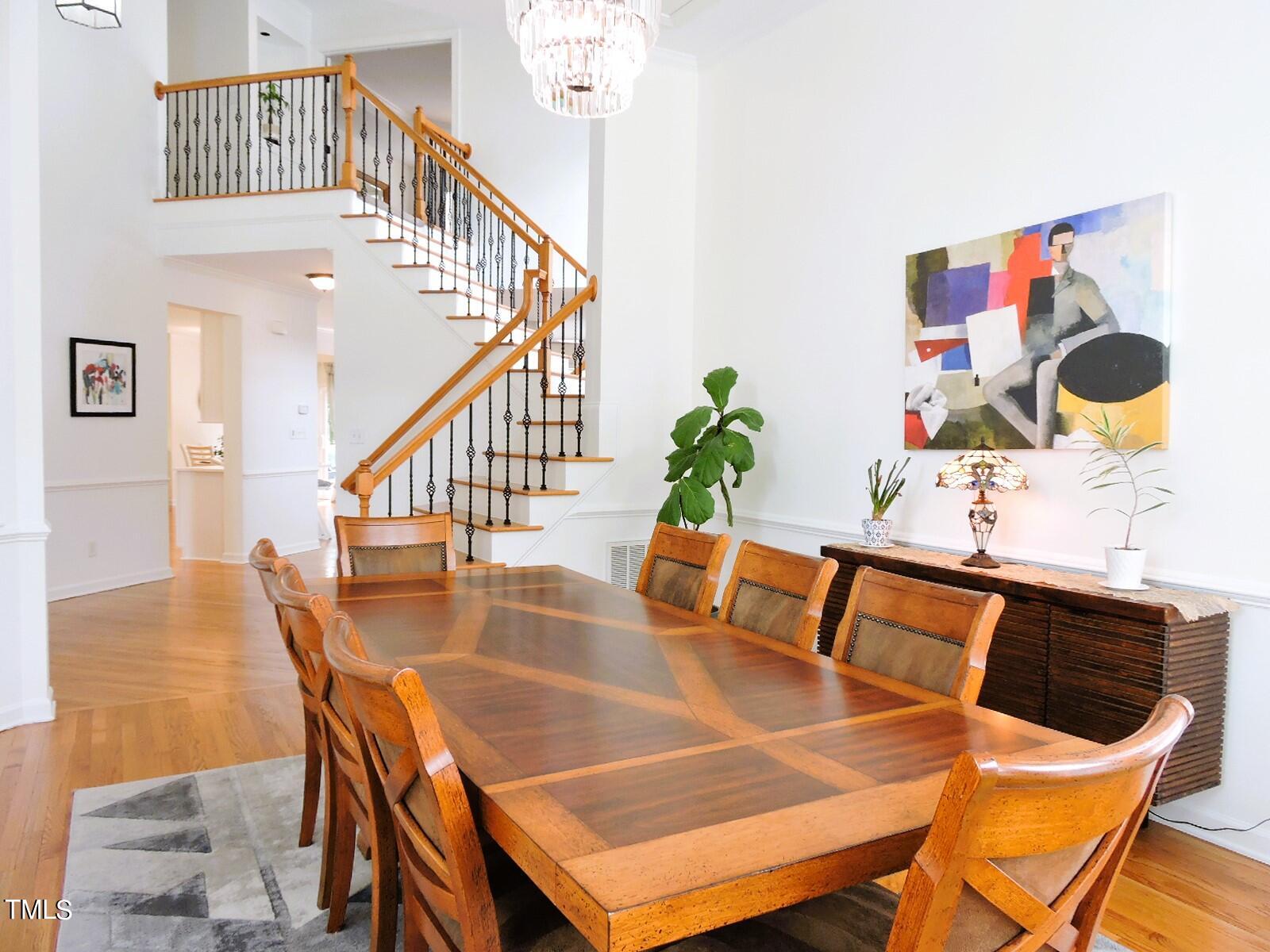 1008 Goldenview Court