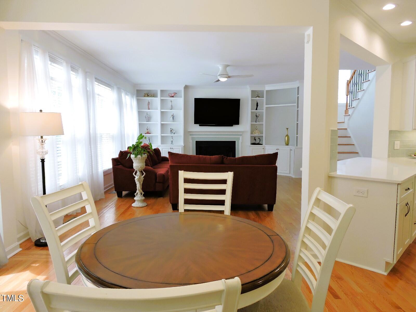 1008 Goldenview Court