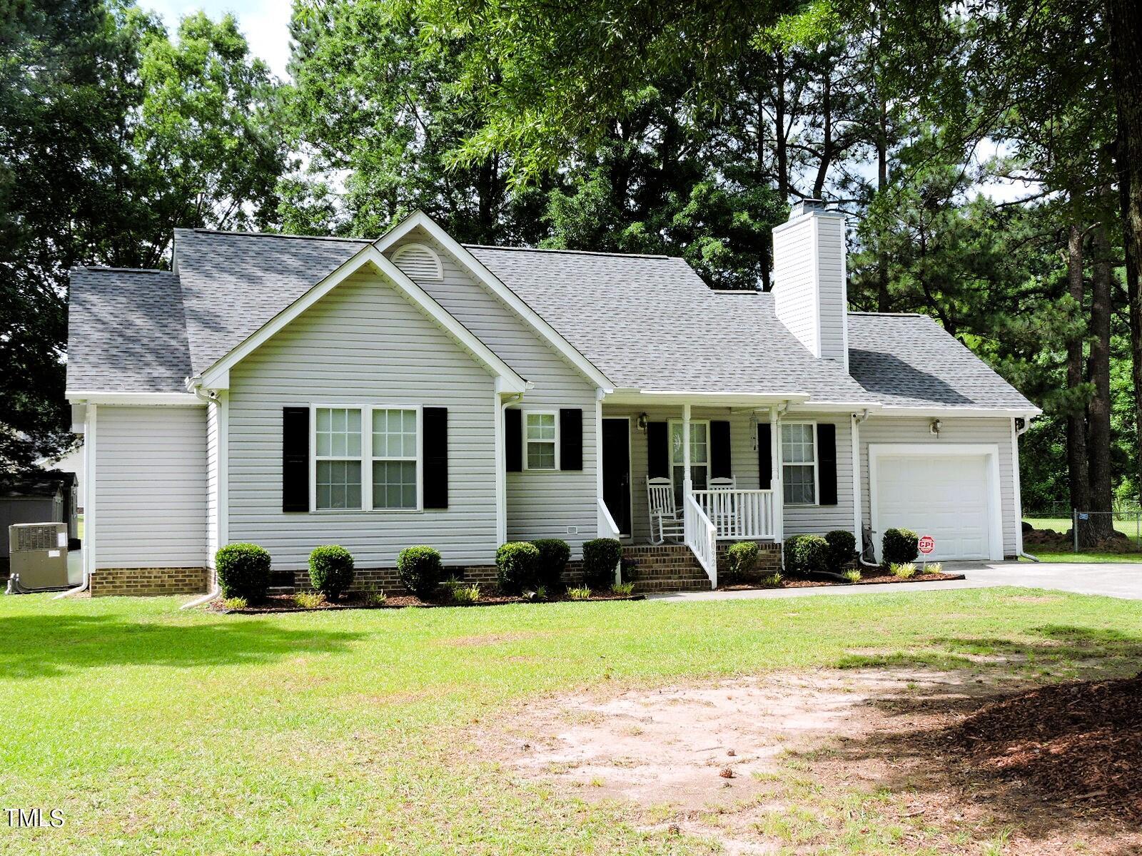 1092 Blackstone Drive