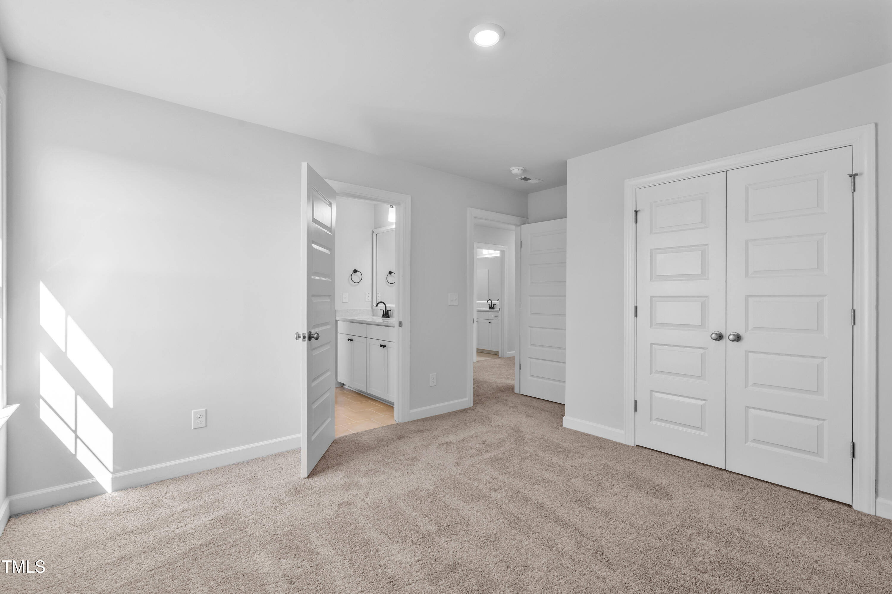 2103 Channel Street