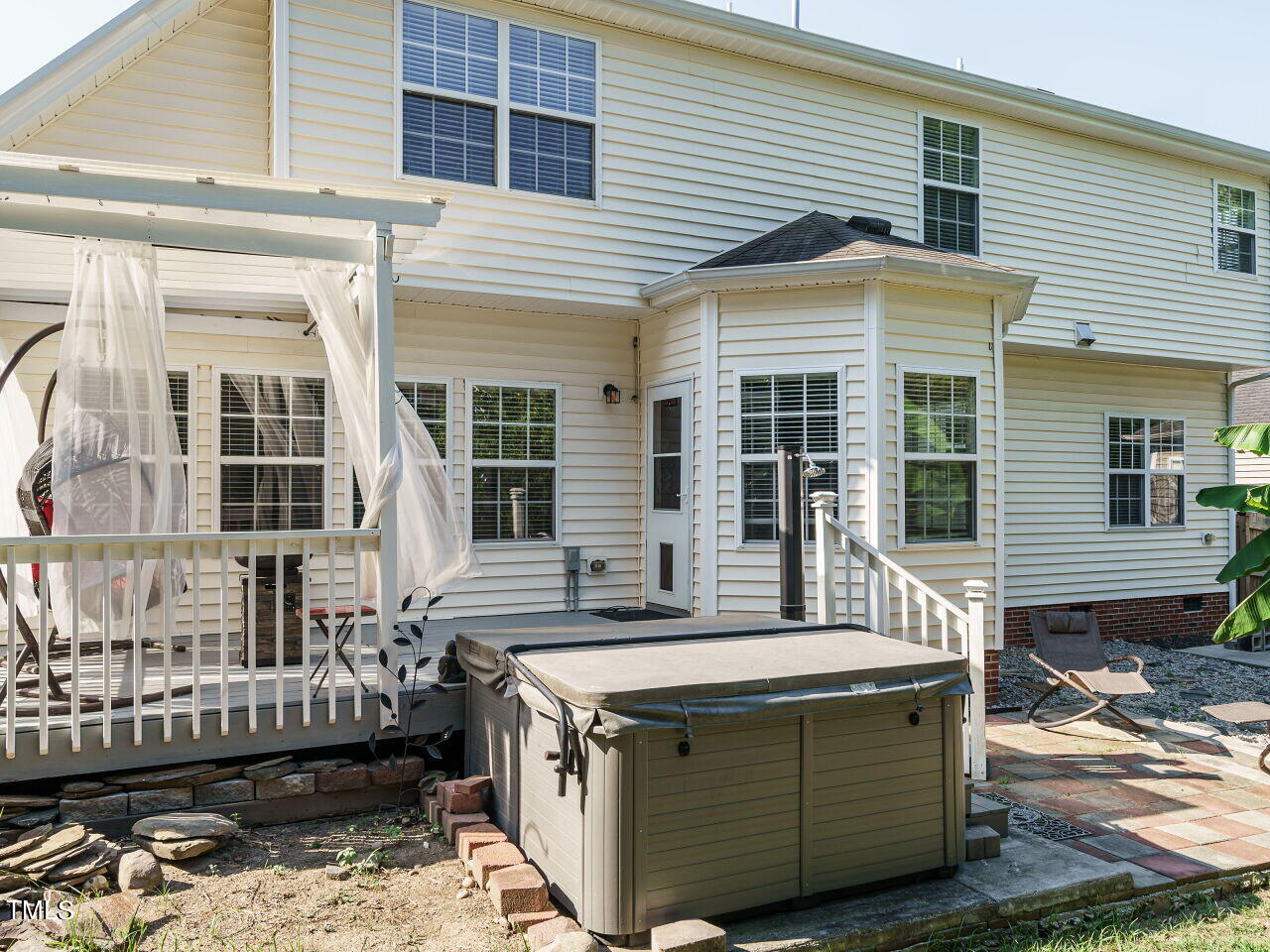 107 Whitney Lane