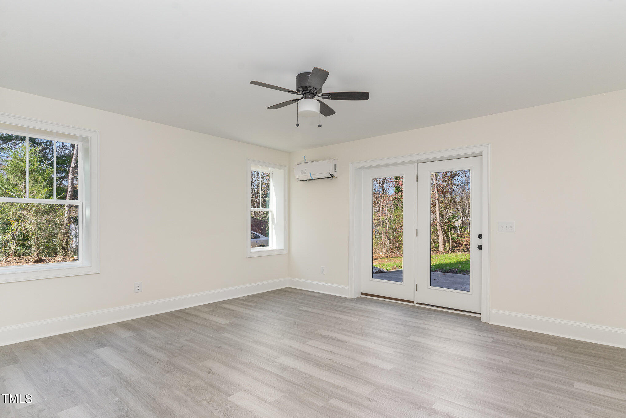 410 W Corbin Street