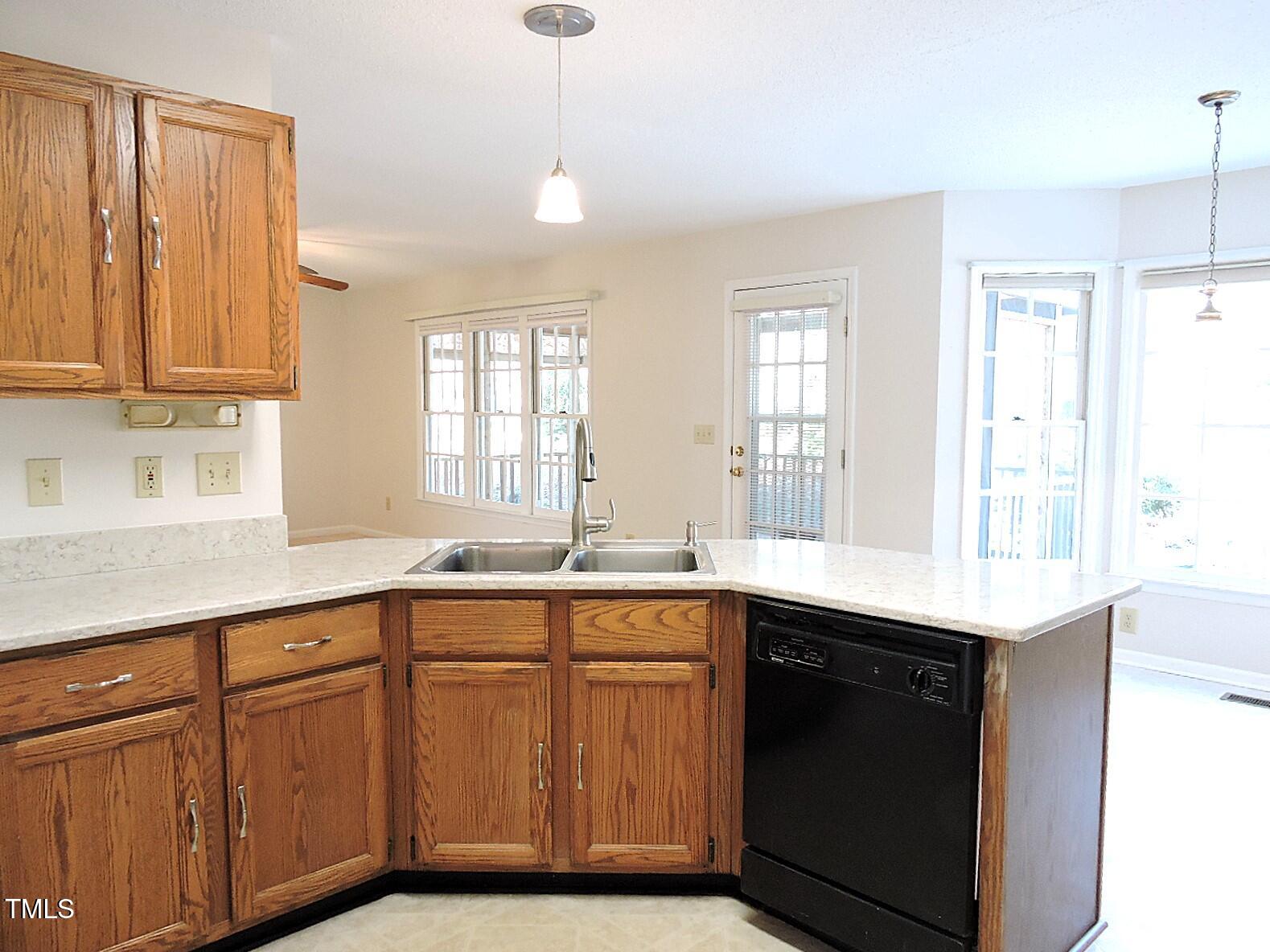 1 Danforth Place