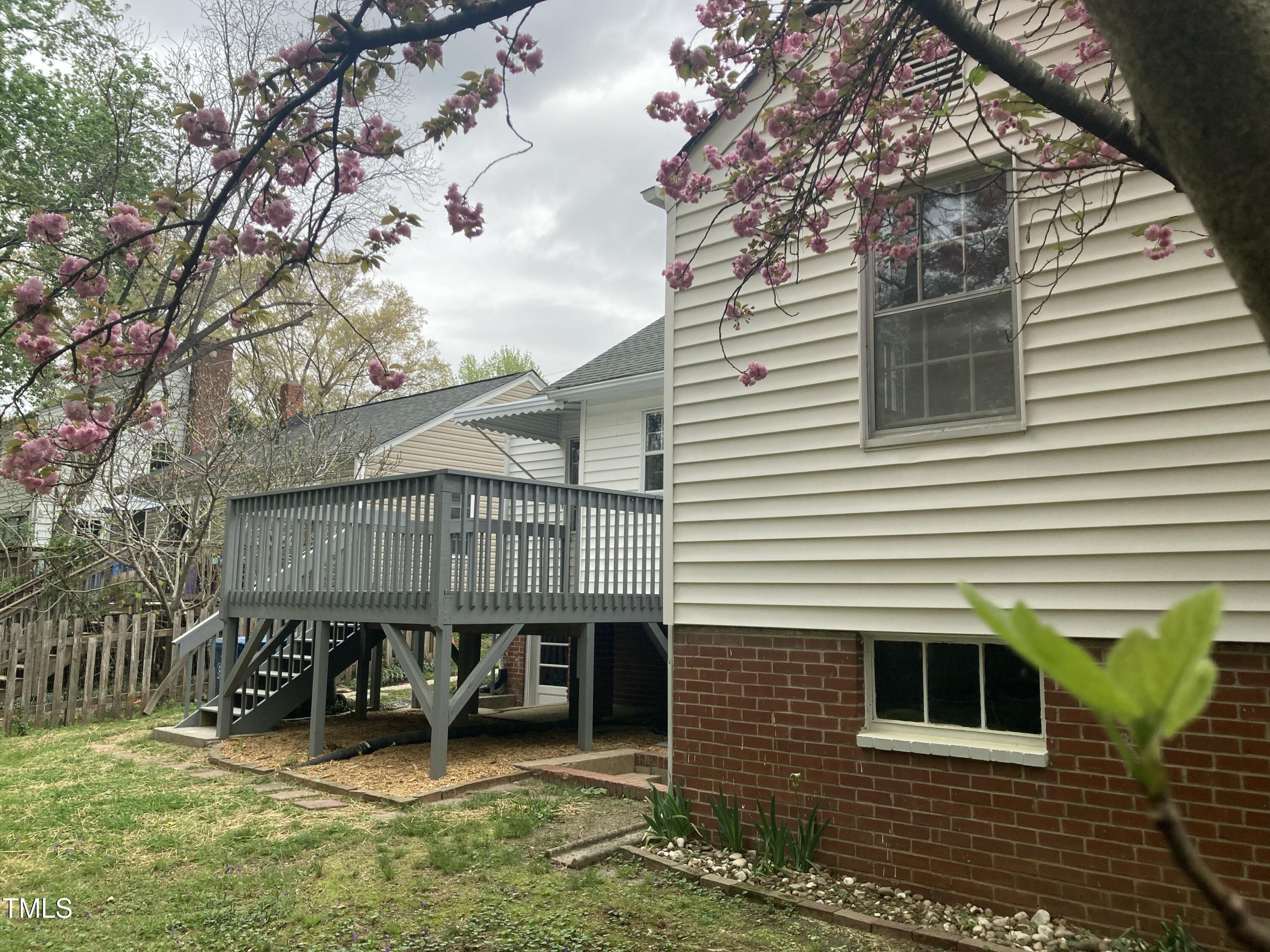 2409 Shenandoah Avenue