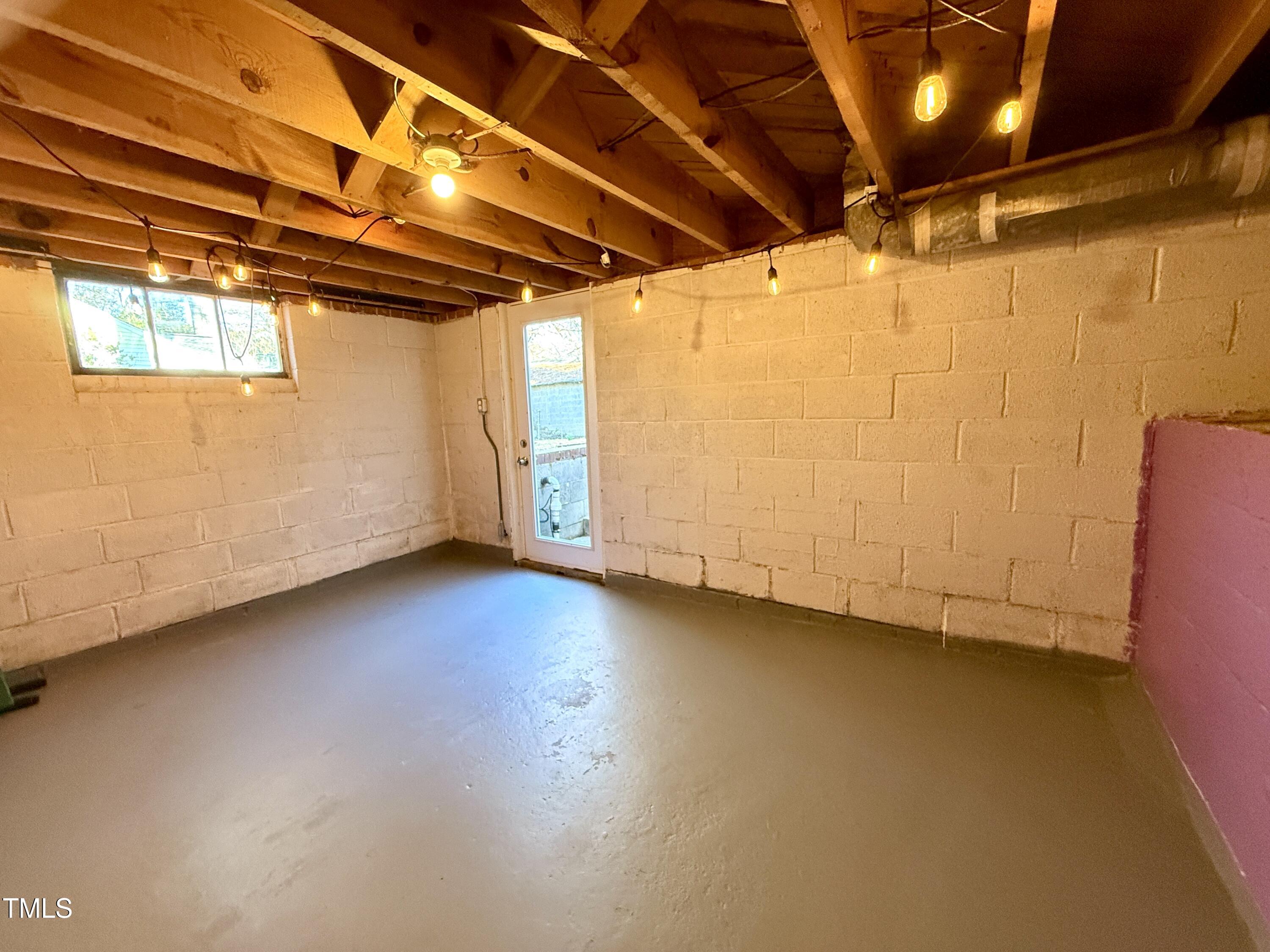 2409 Shenandoah Avenue