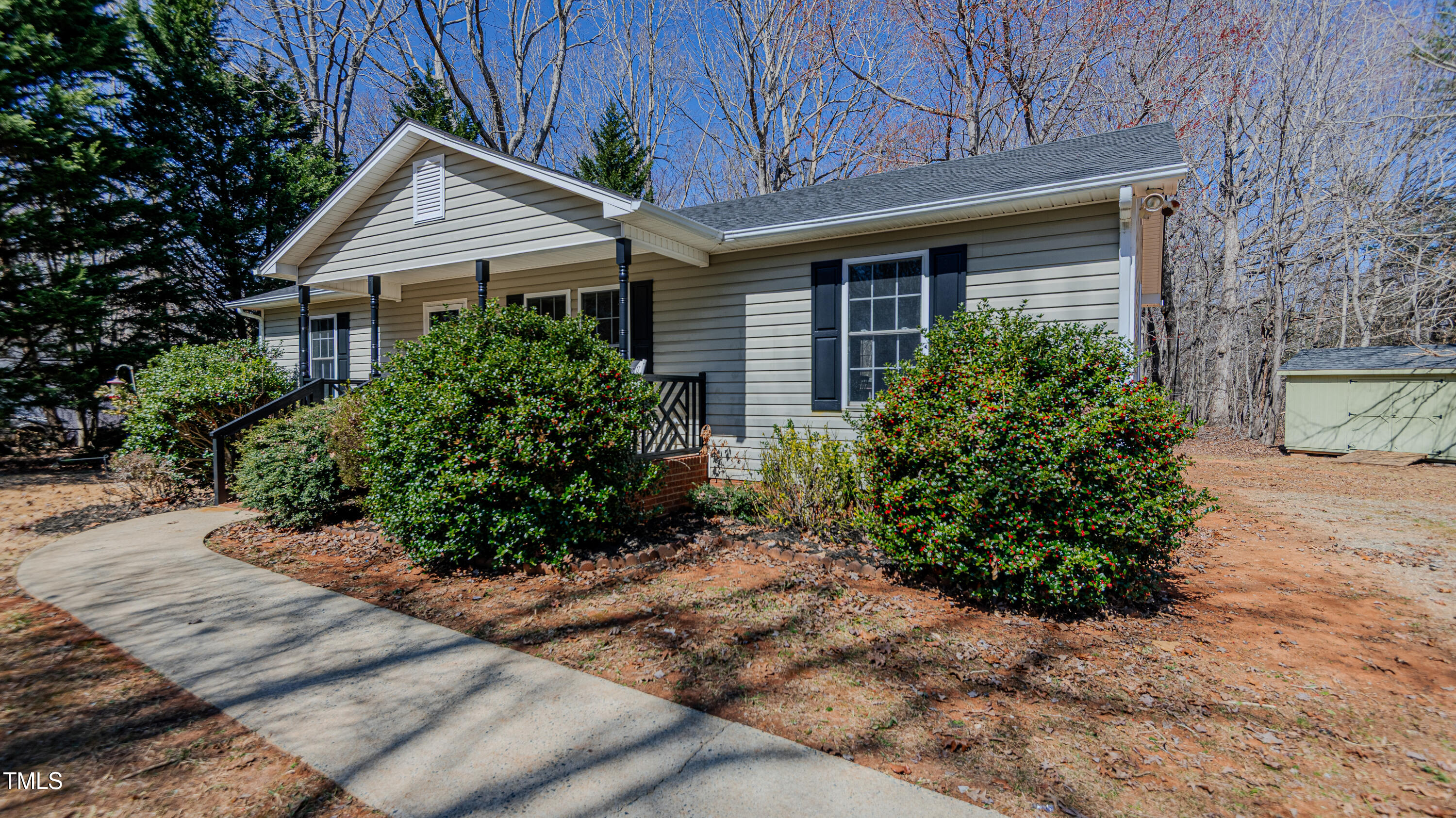 5717 Wagon Farm Road