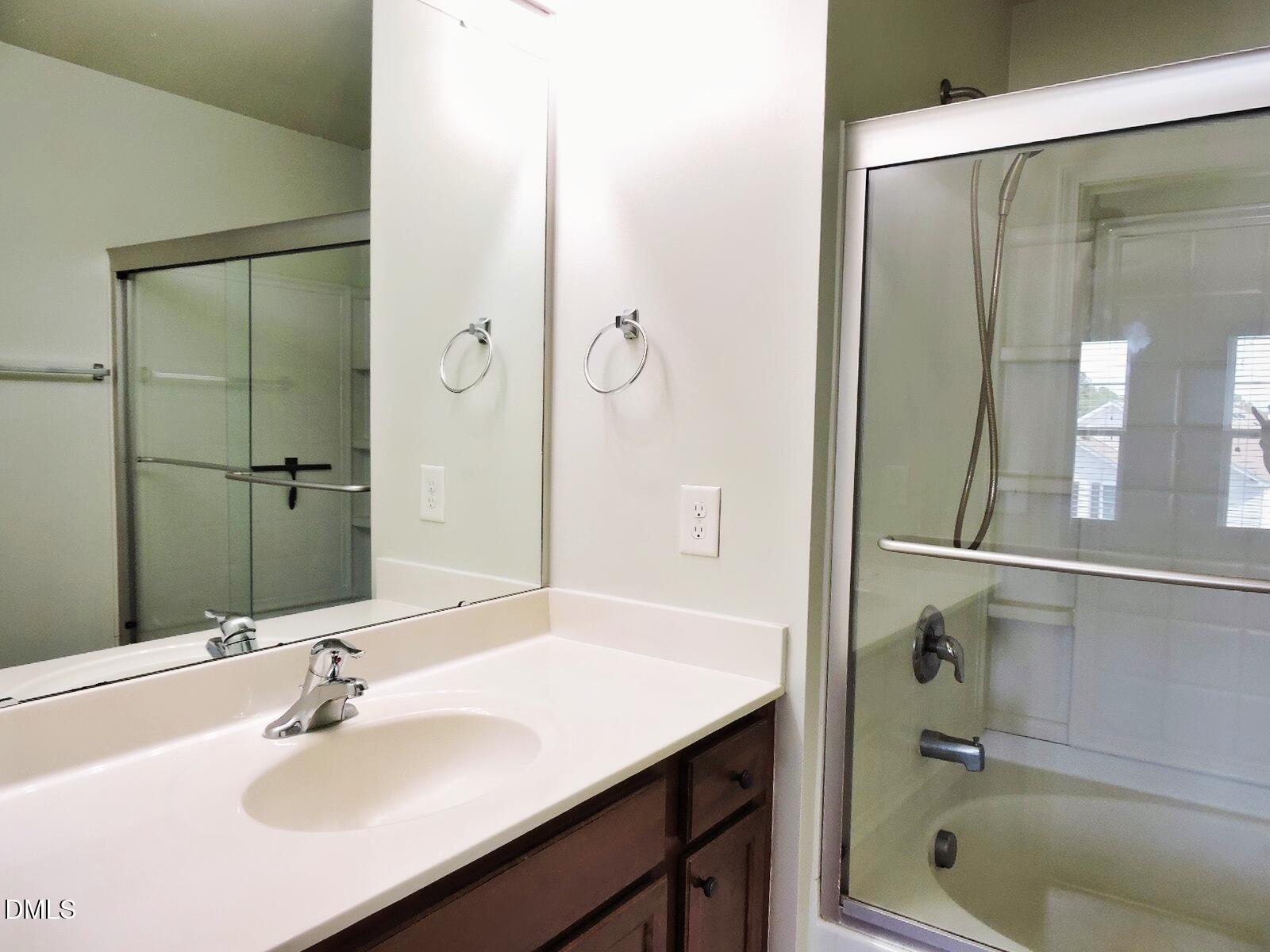 100 Stratford Lakes Drive Unit 322