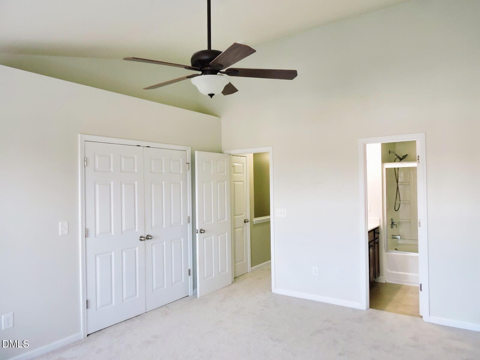 100 Stratford Lakes Drive Unit 322