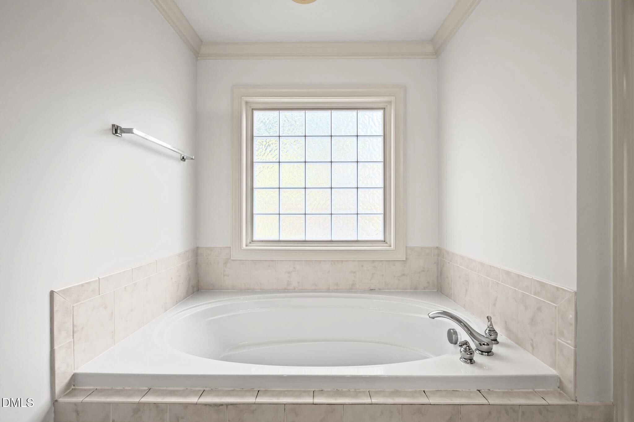 2810 Montcastle Court