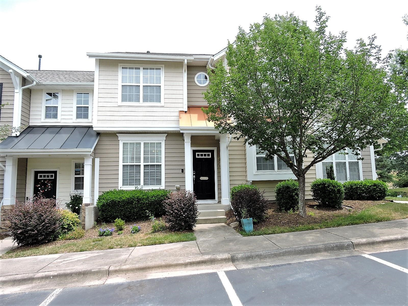 3811 Ramblewood Avenue