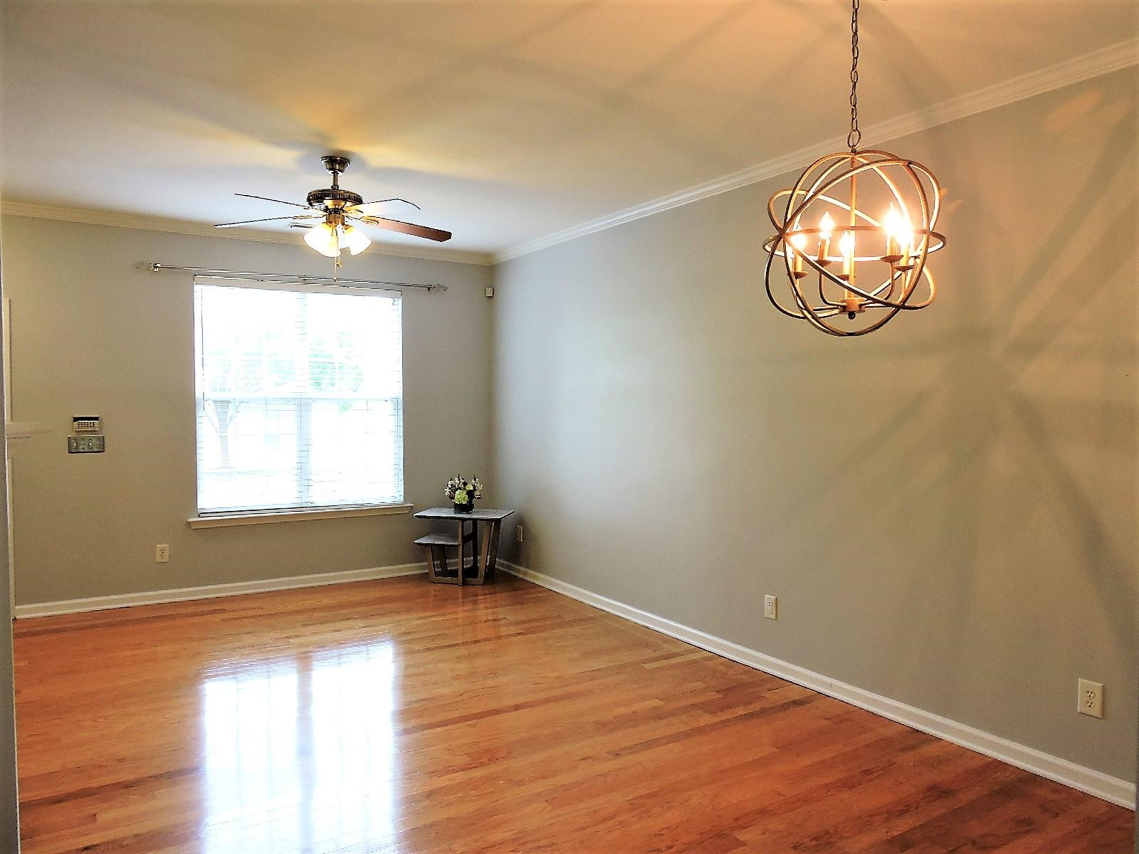 3811 Ramblewood Avenue