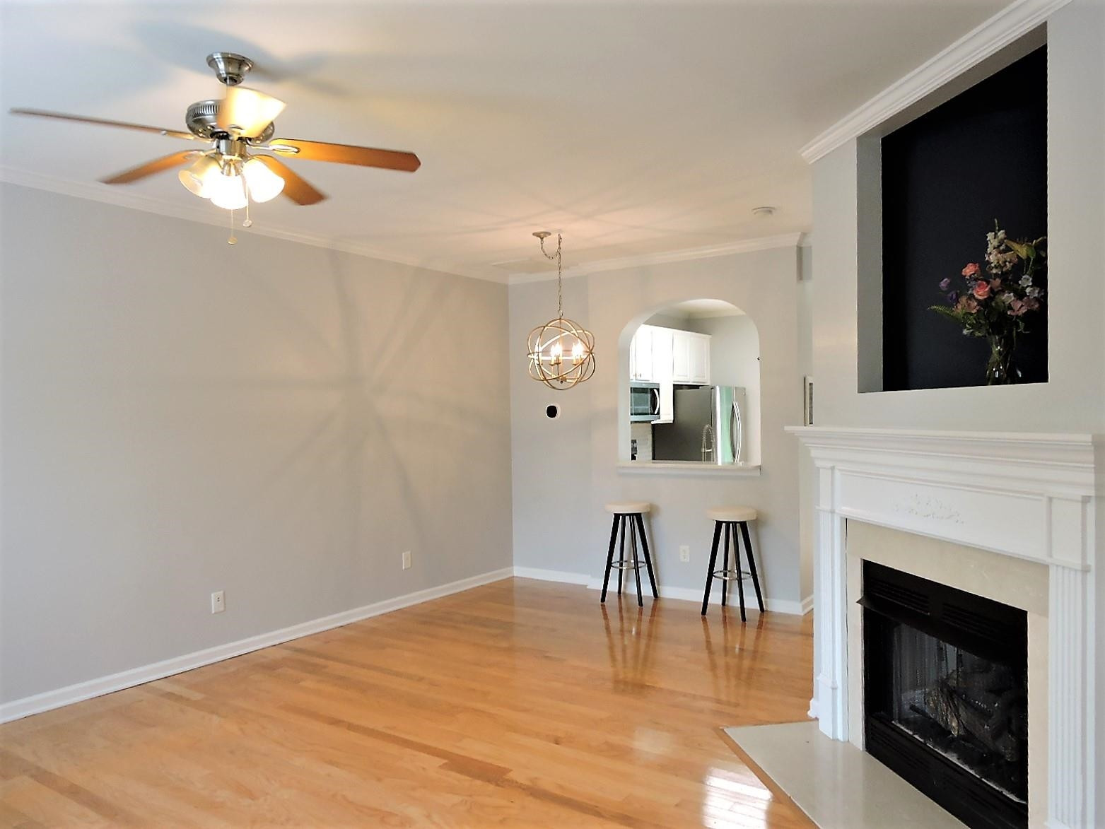 3811 Ramblewood Avenue