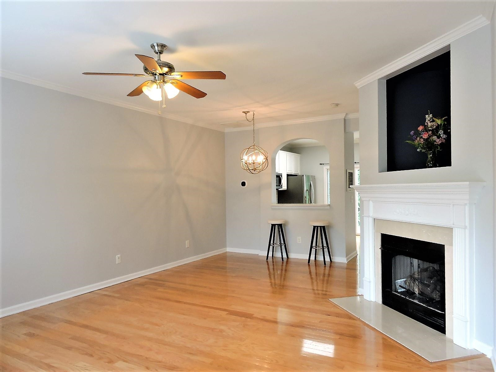 3811 Ramblewood Avenue