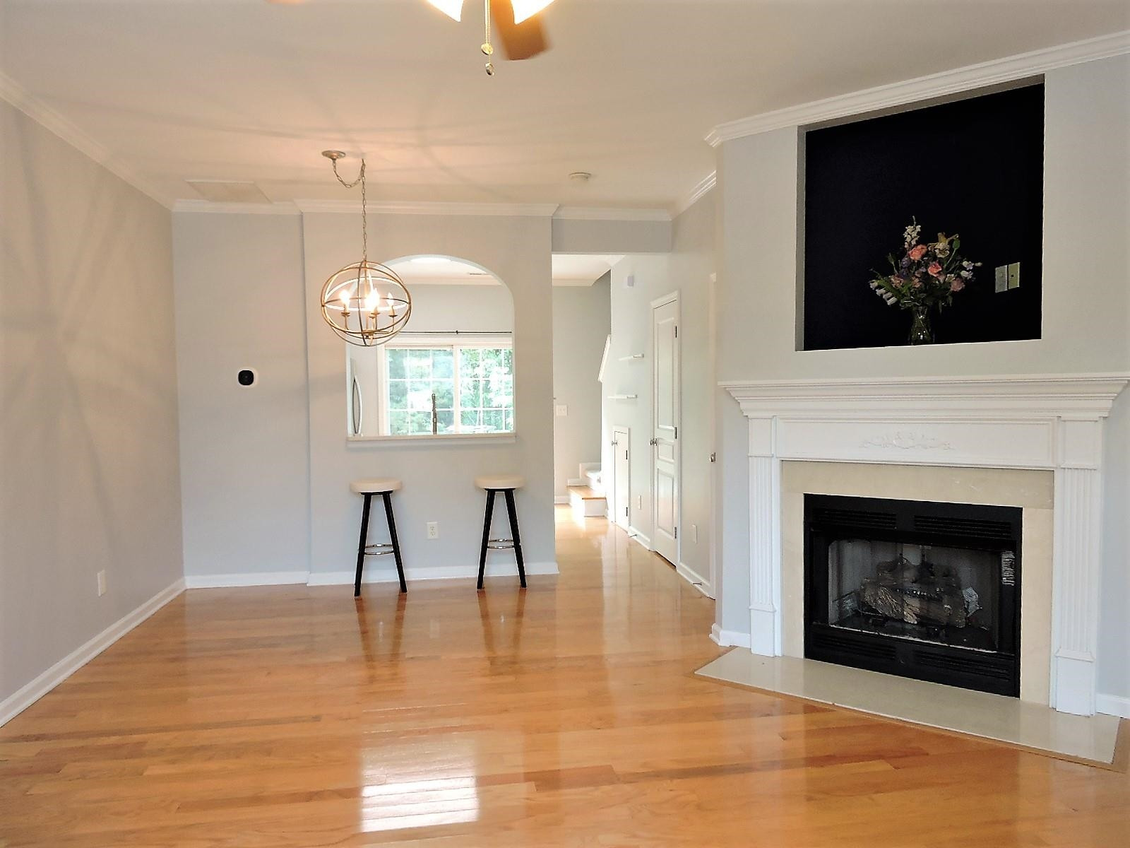 3811 Ramblewood Avenue