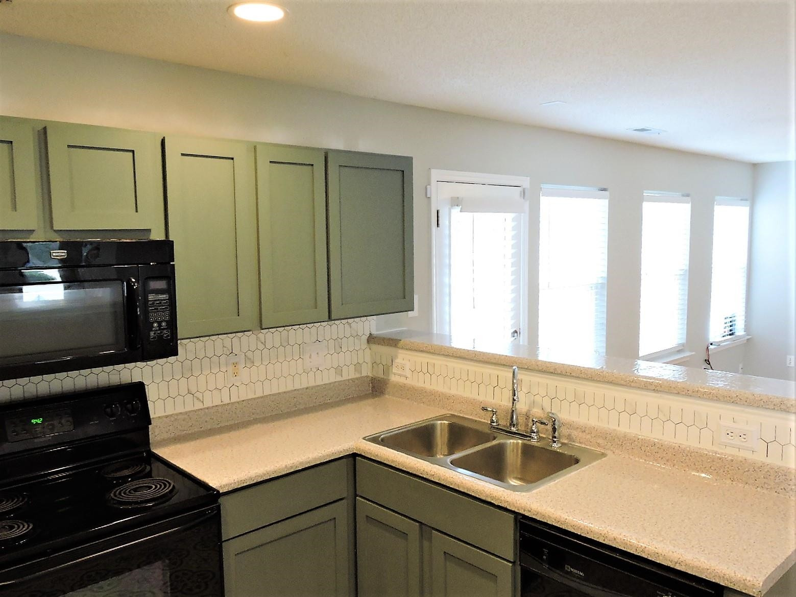 601 Cove Hollow Drive