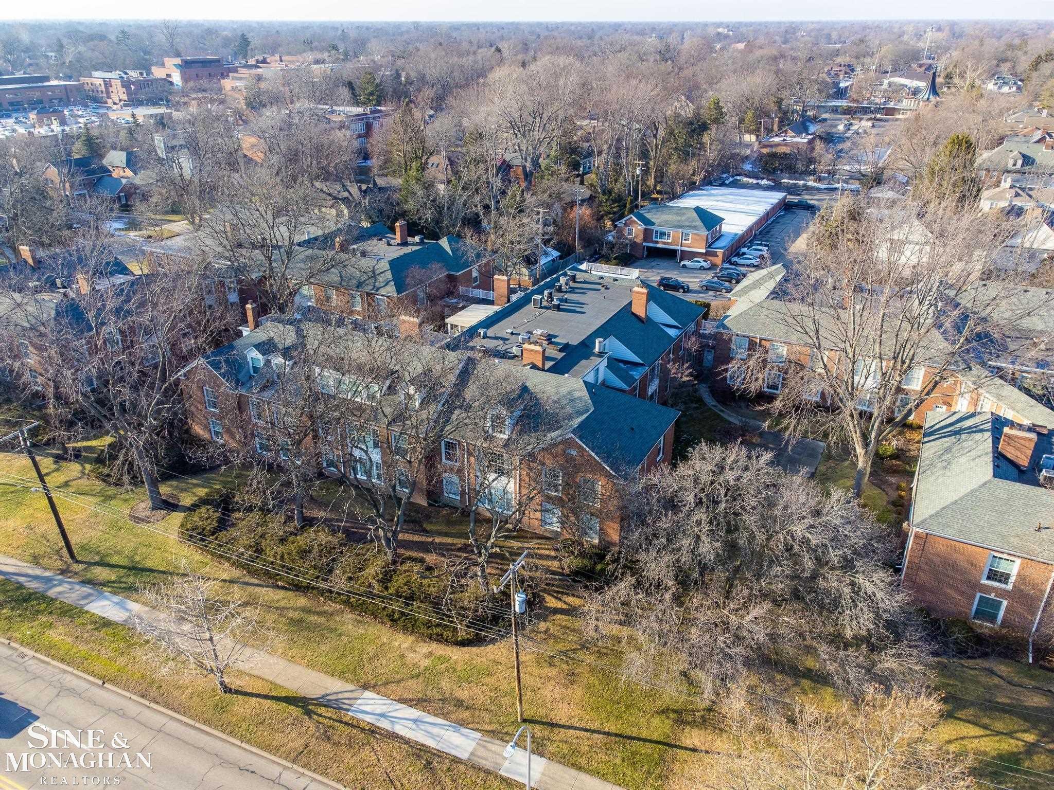 17111 E Jefferson Avenue # 19