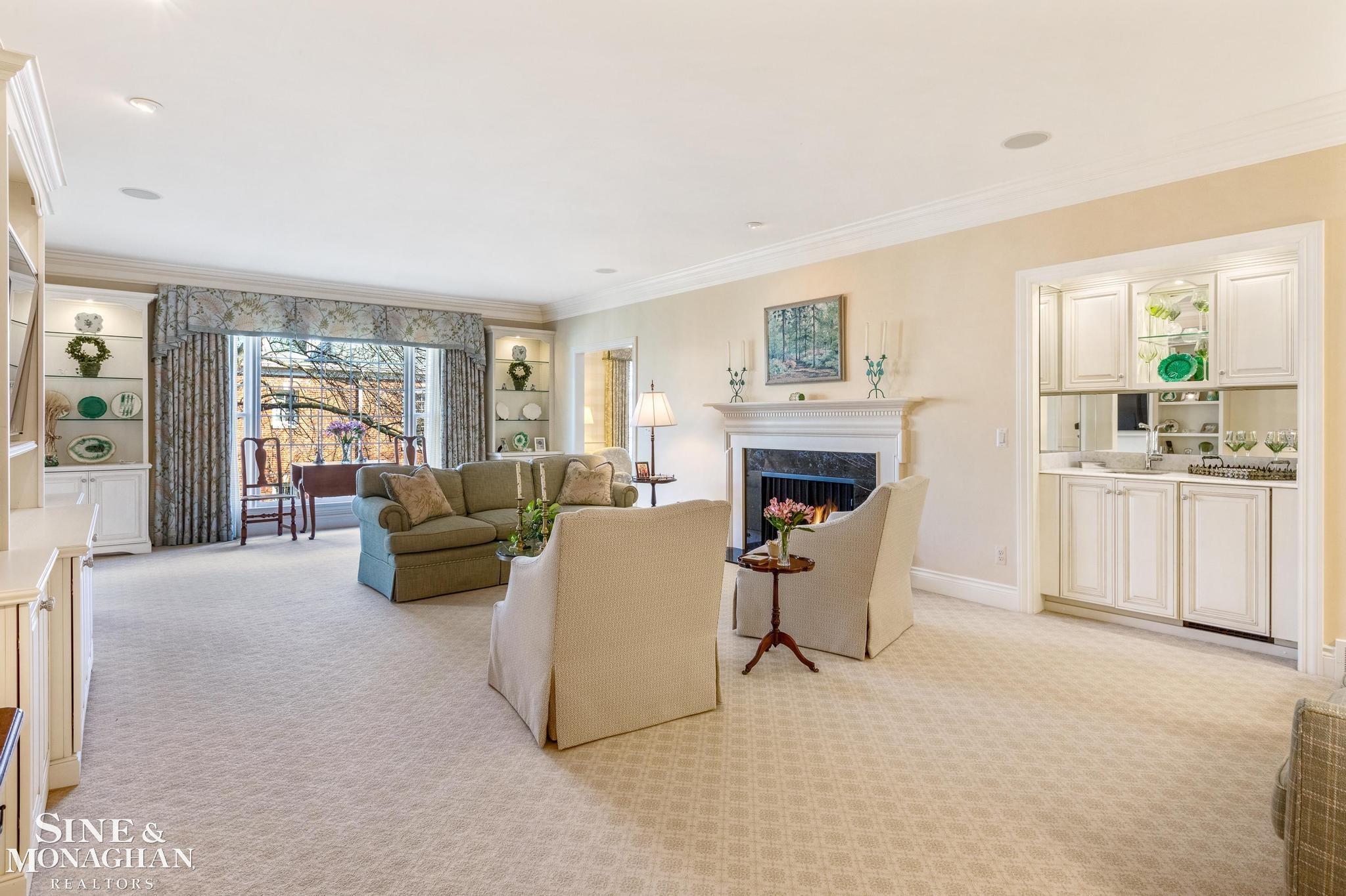 17111 E Jefferson Avenue # 19