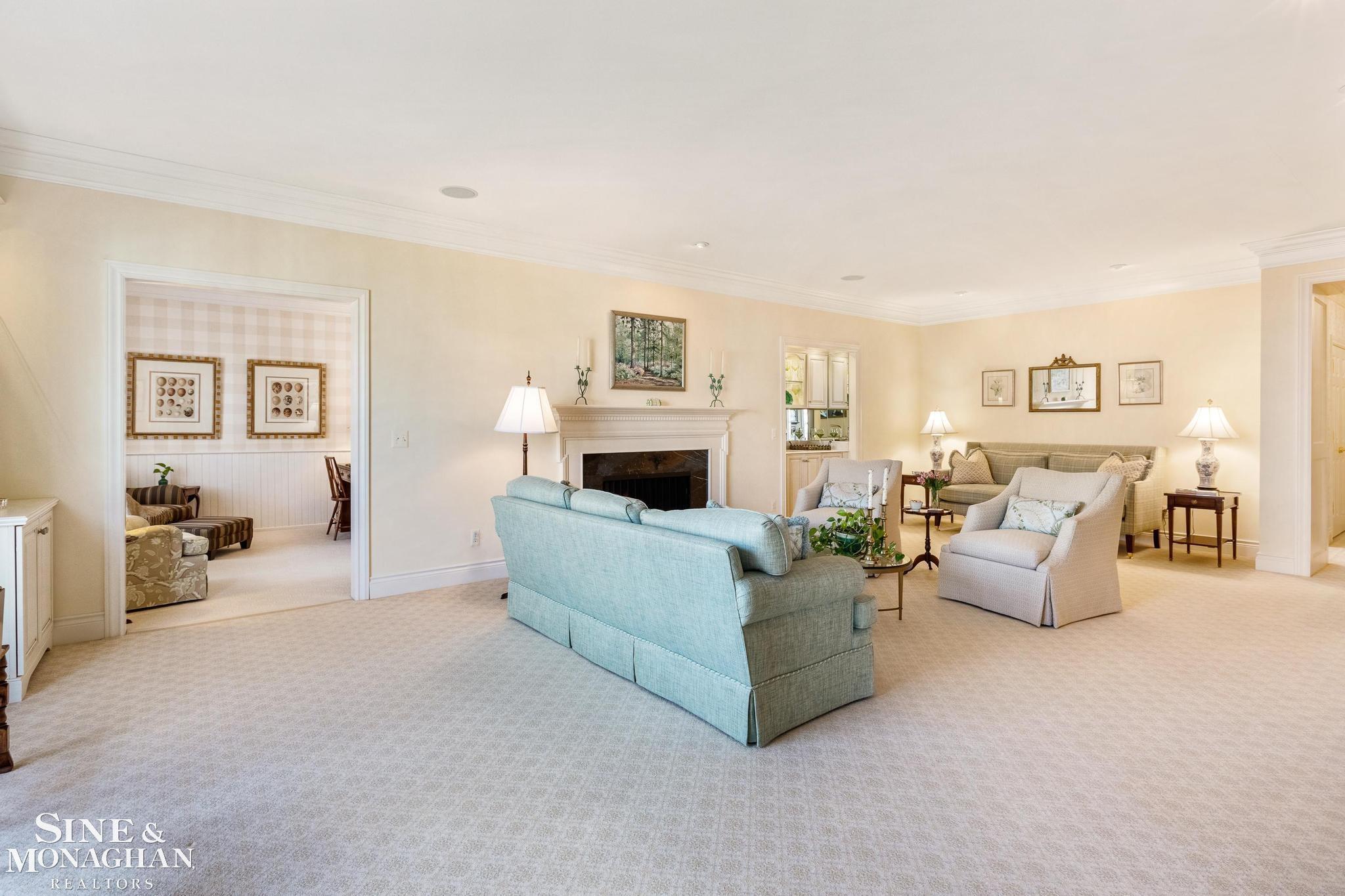 17111 E Jefferson Avenue # 19