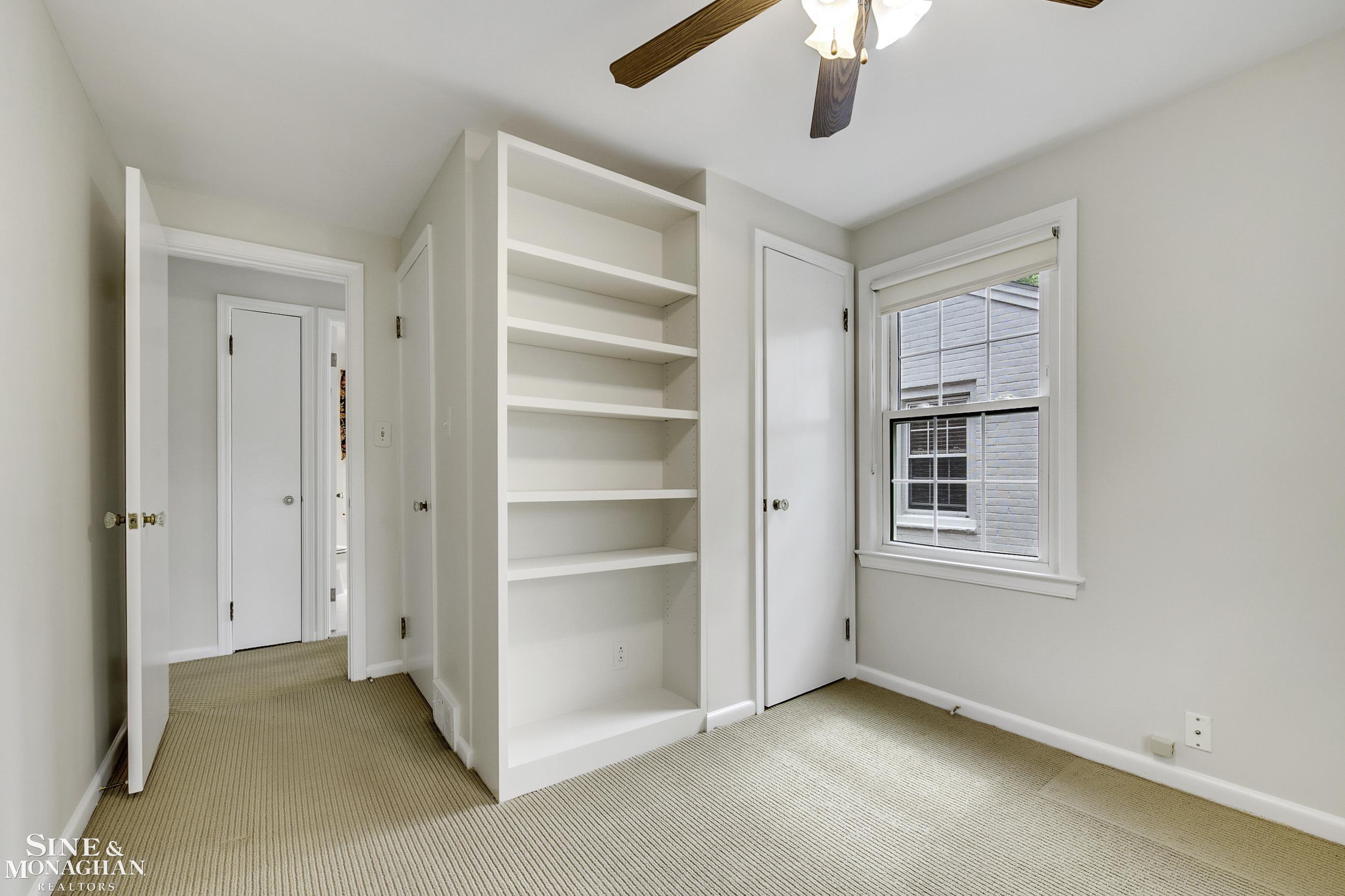 308 Merriweather Road