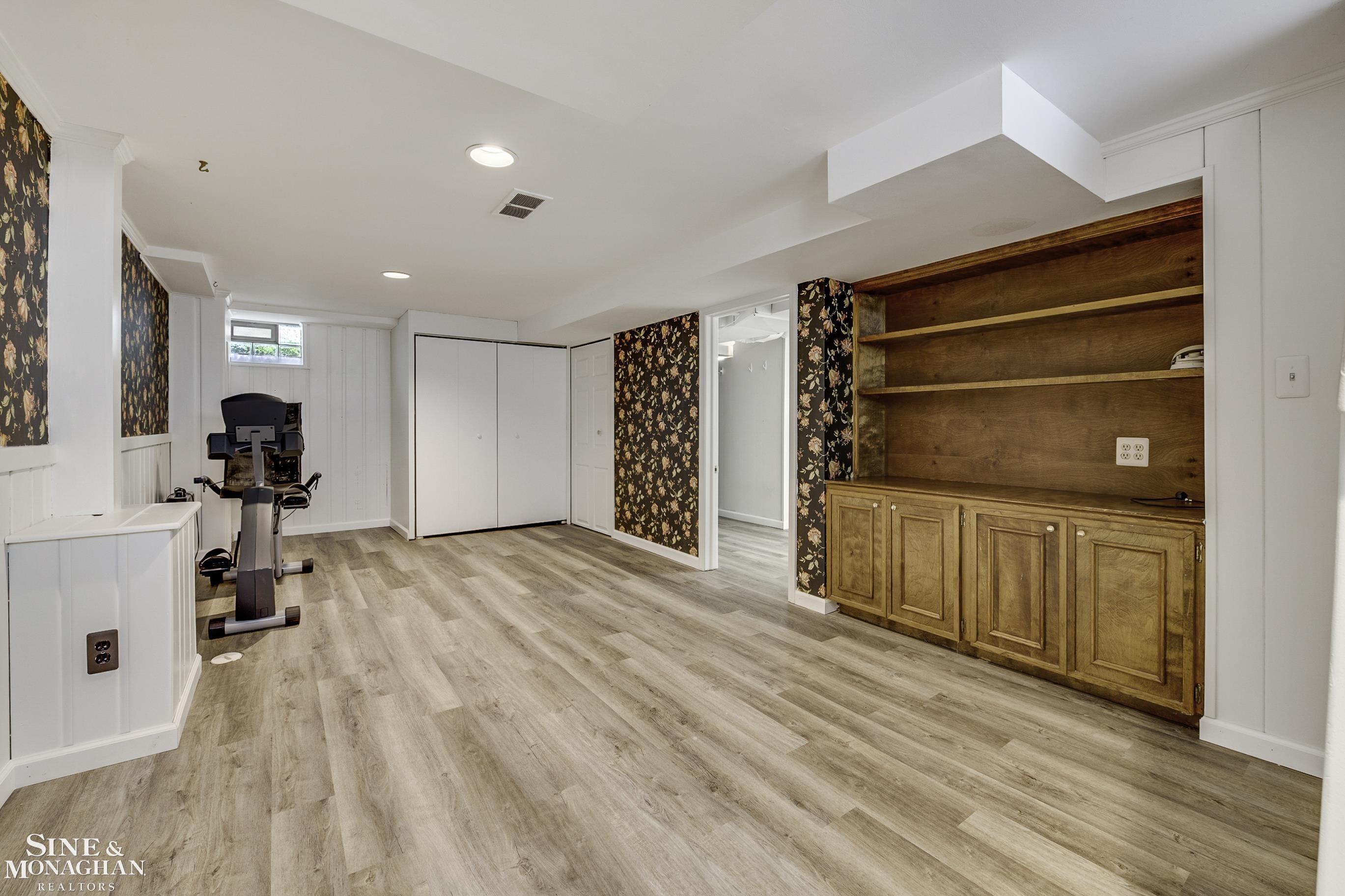 308 Merriweather Road