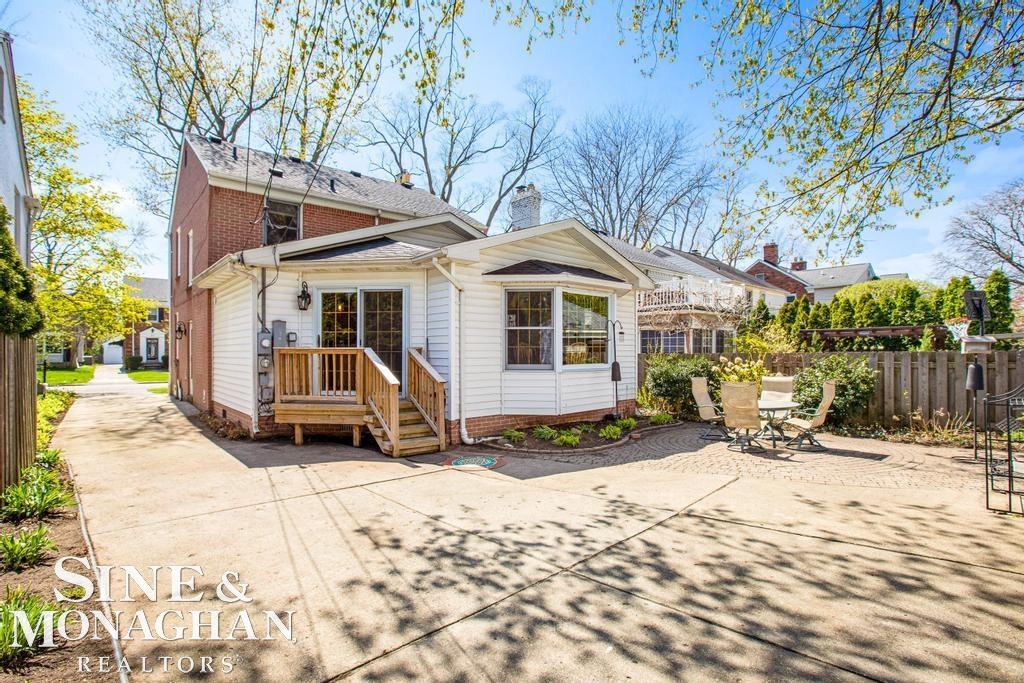 308 Merriweather Road