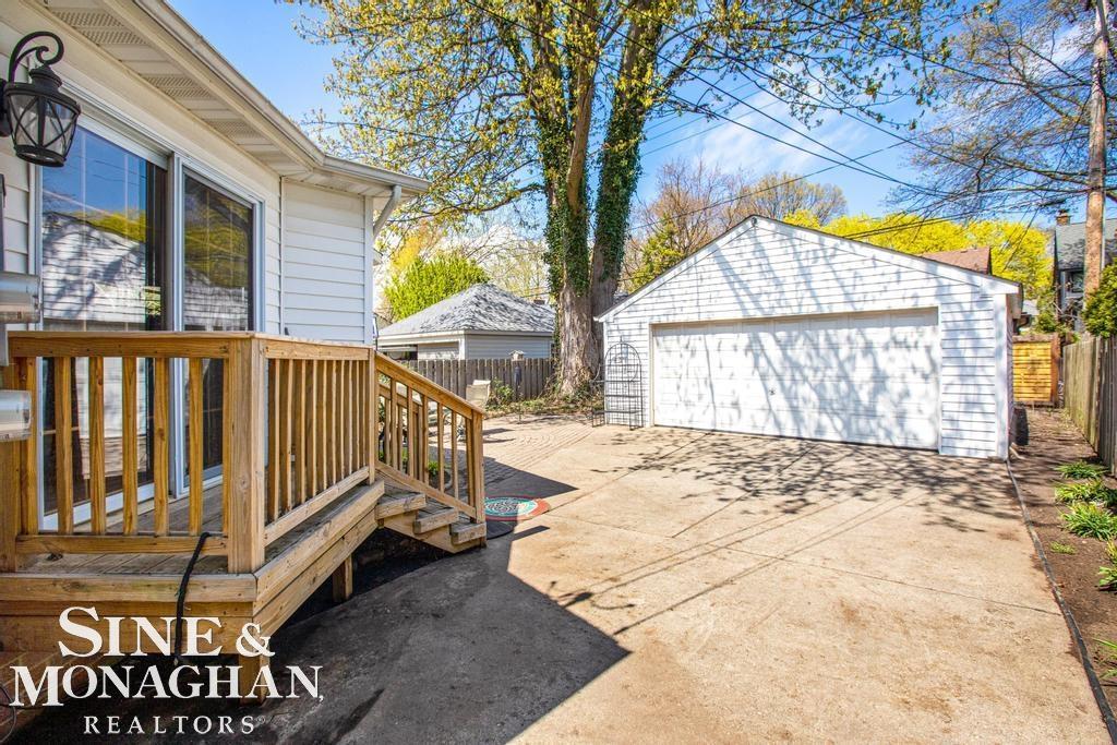 308 Merriweather Road