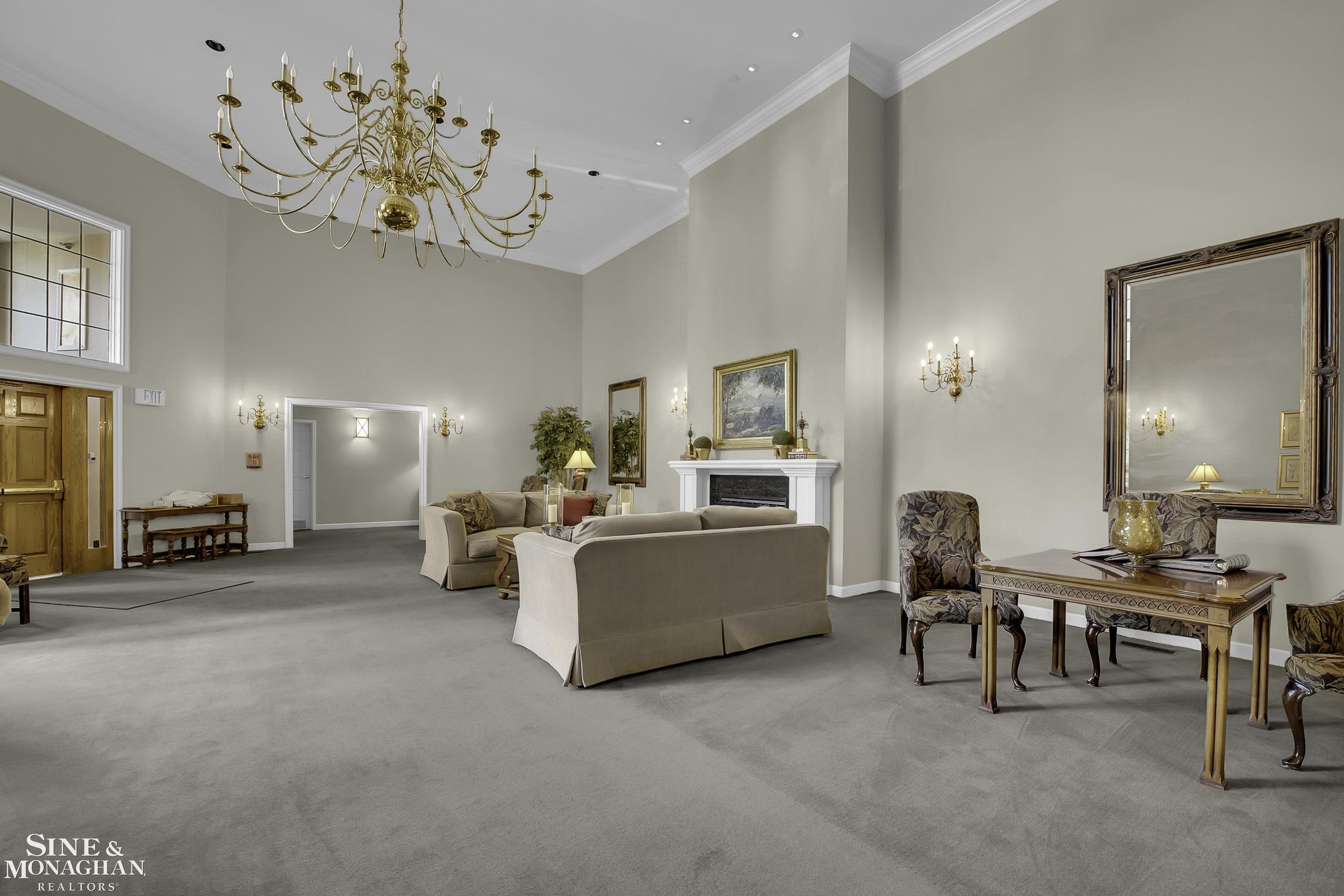 60 Pointe Park Place