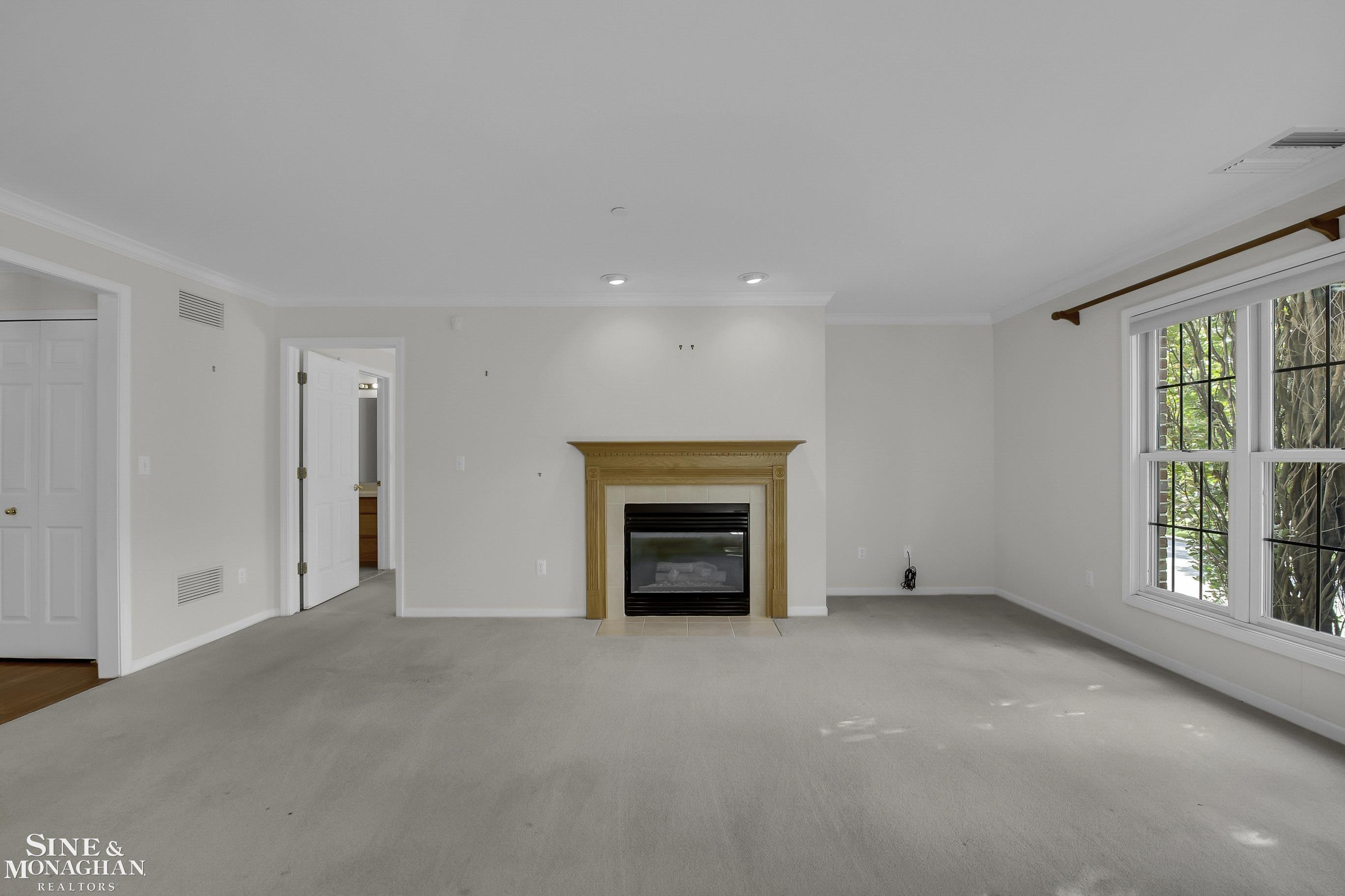 60 Pointe Park Place