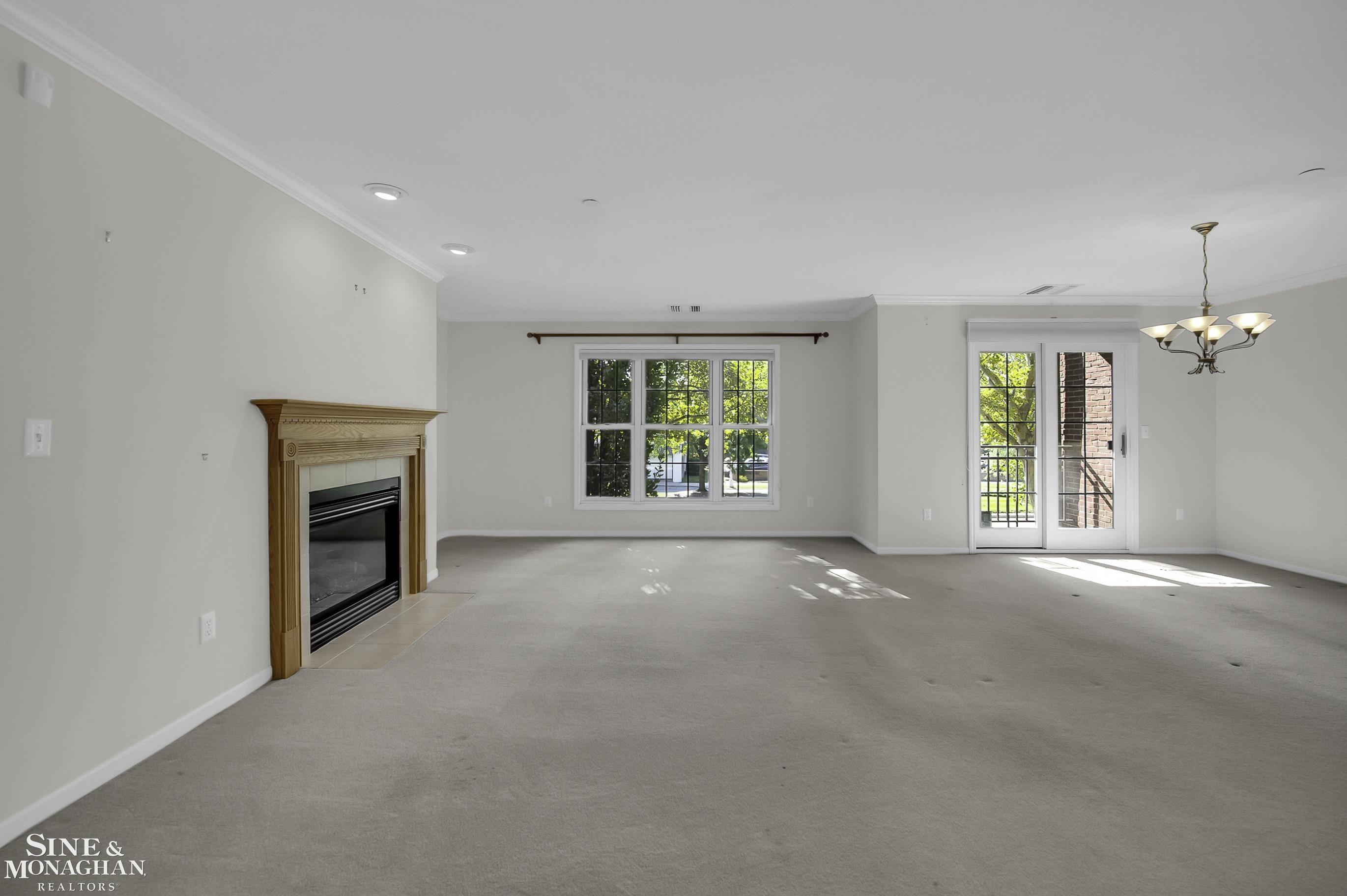 60 Pointe Park Place