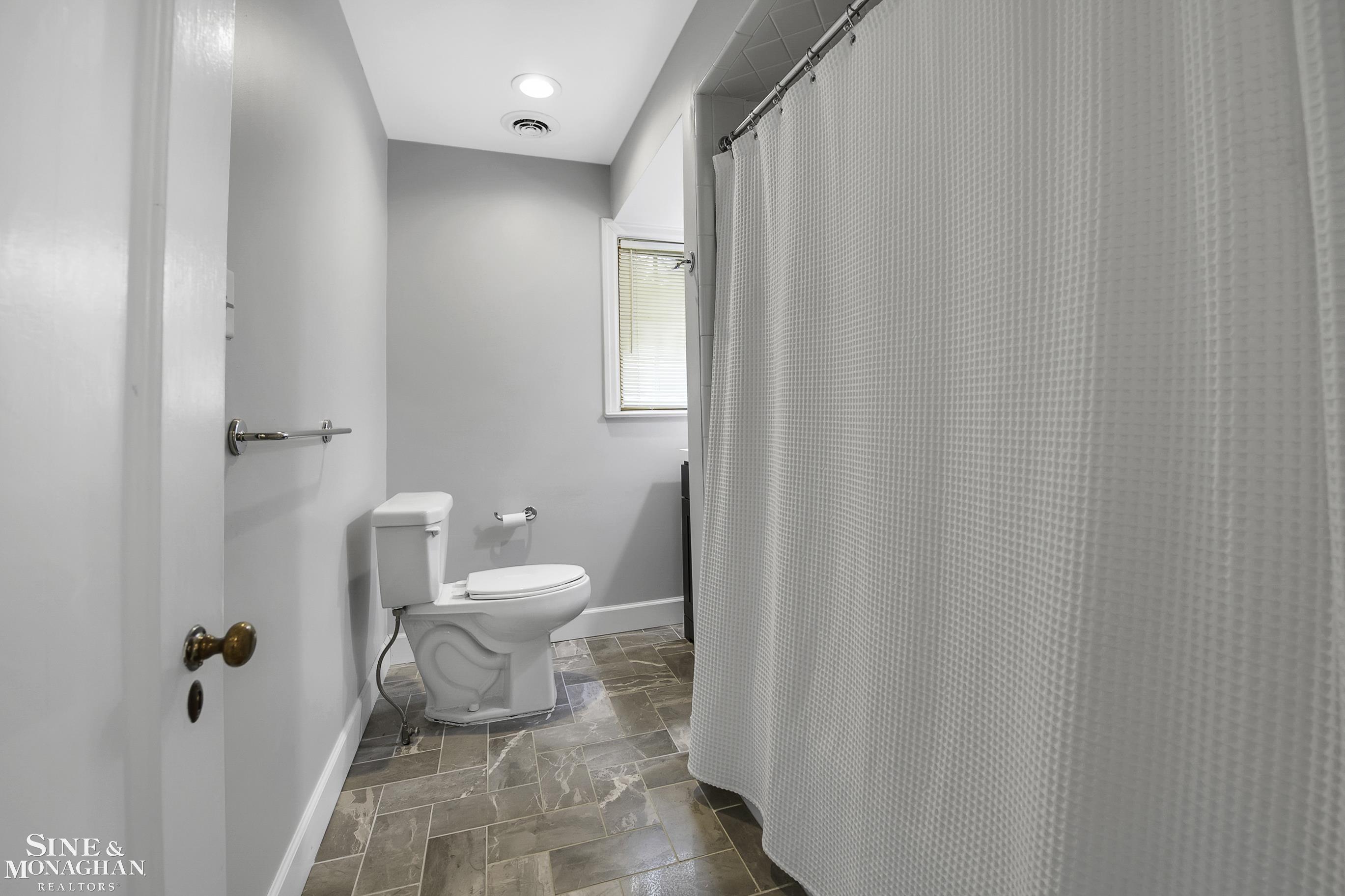 874 Westchester Road