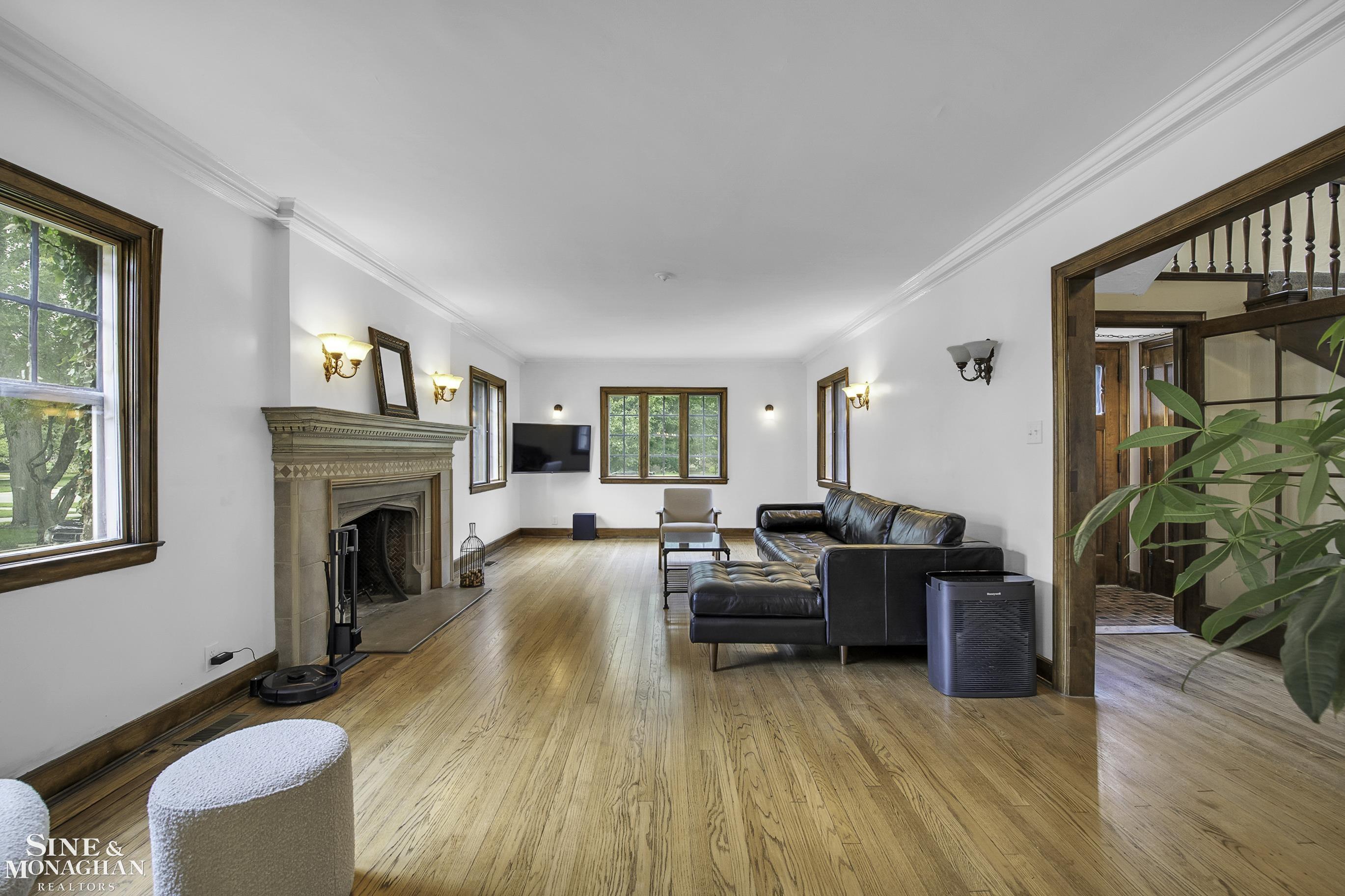 874 Westchester Road