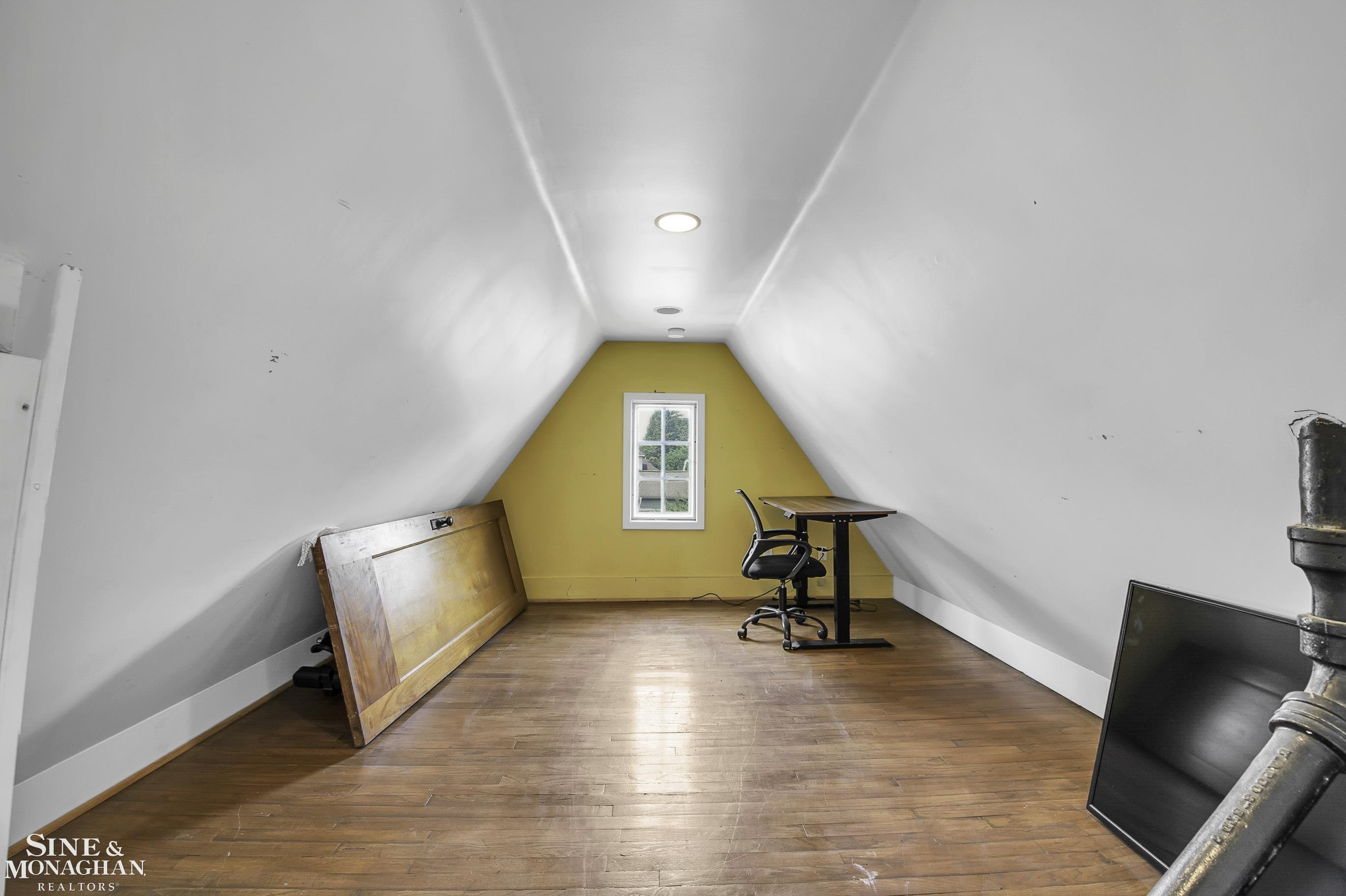 874 Westchester Road