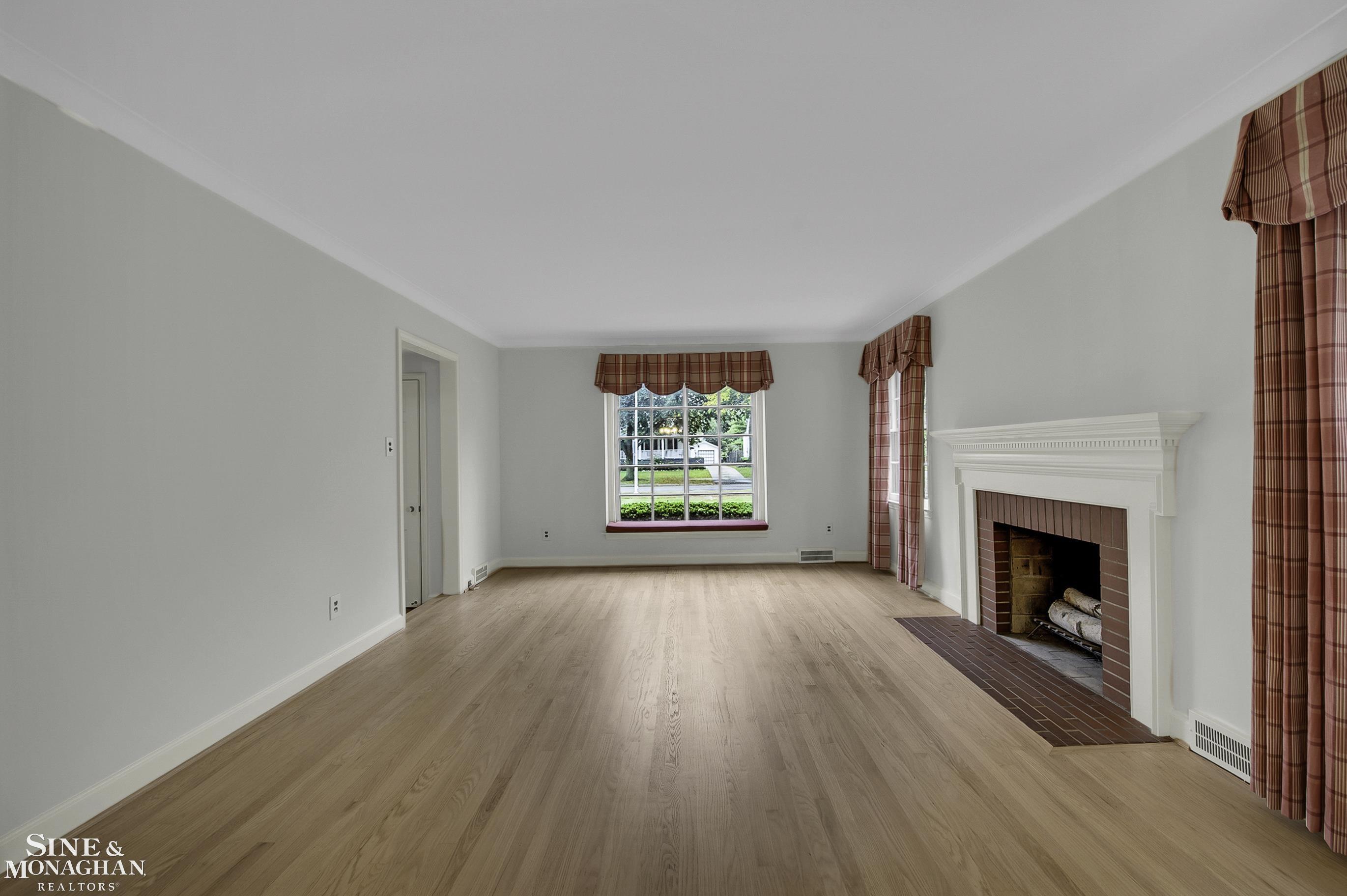 840 Rivard Boulevard